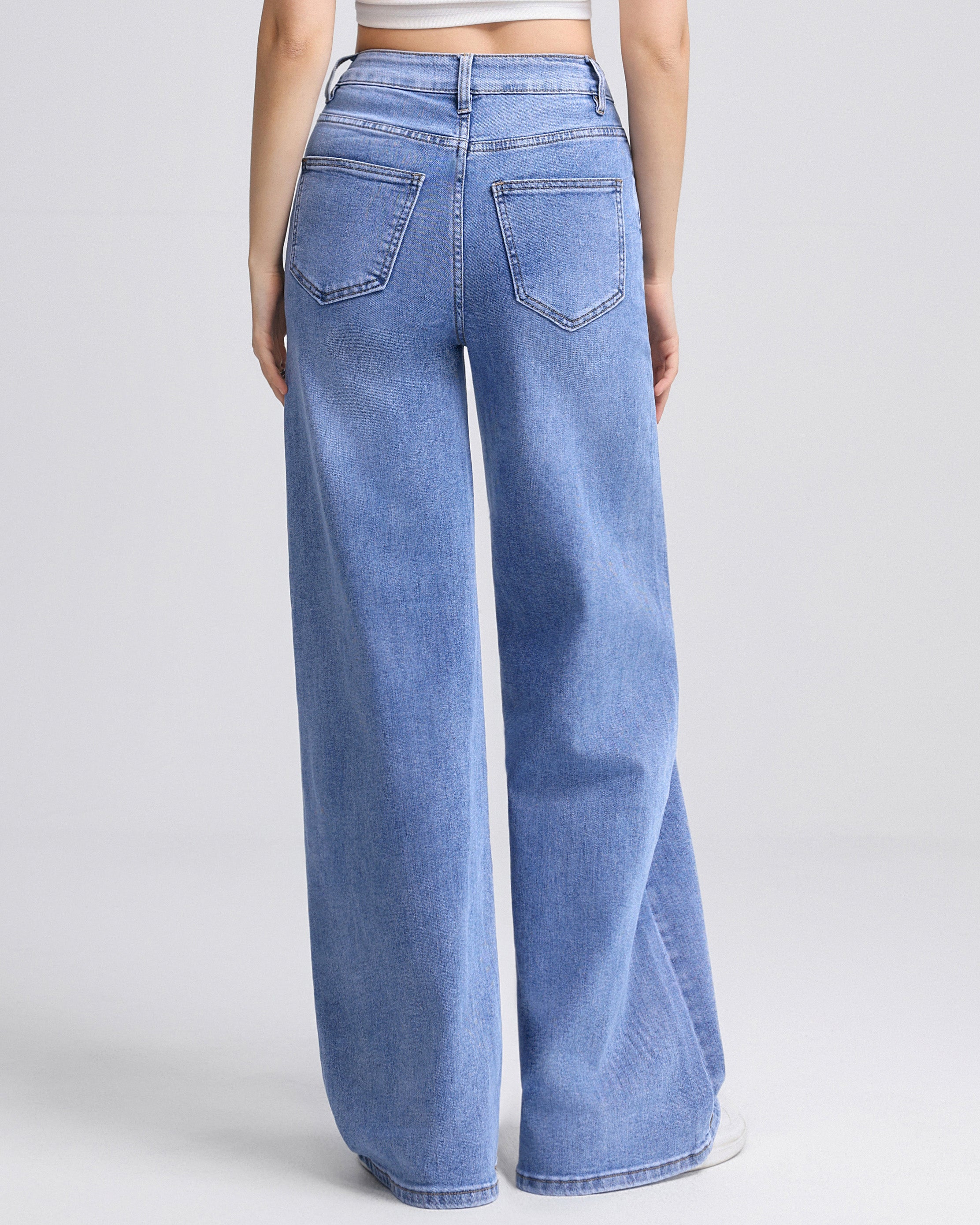 Lichtblauwe wide leg jeans dames met extra wijde pijpen Hello Miss - achterkant