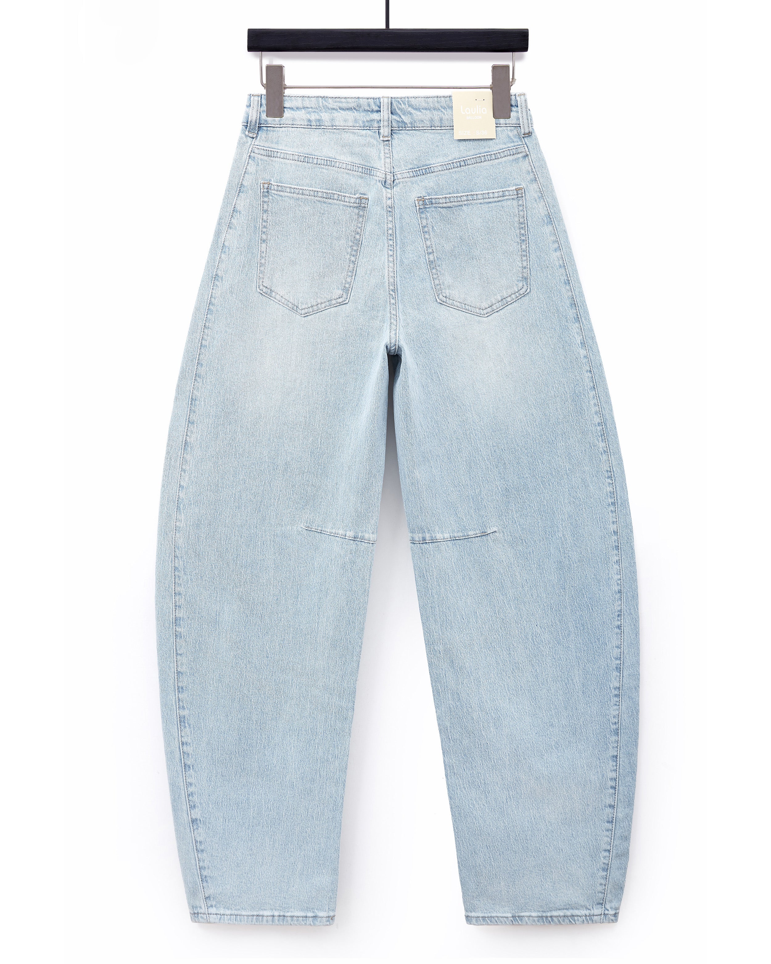 lichtblauwe Laulia jeans dames achterkant met kontzakken