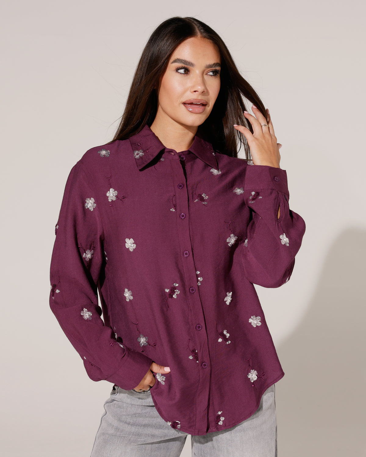 Blouse met bloemen van pailletten Ansh Paars