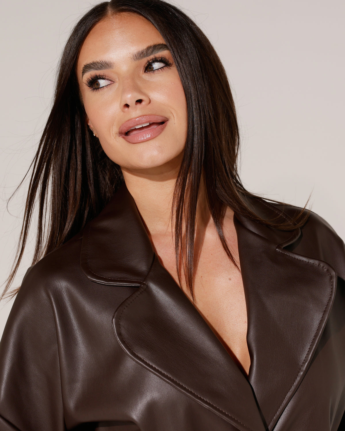 Leatherlook vest Dana Donkerbruin