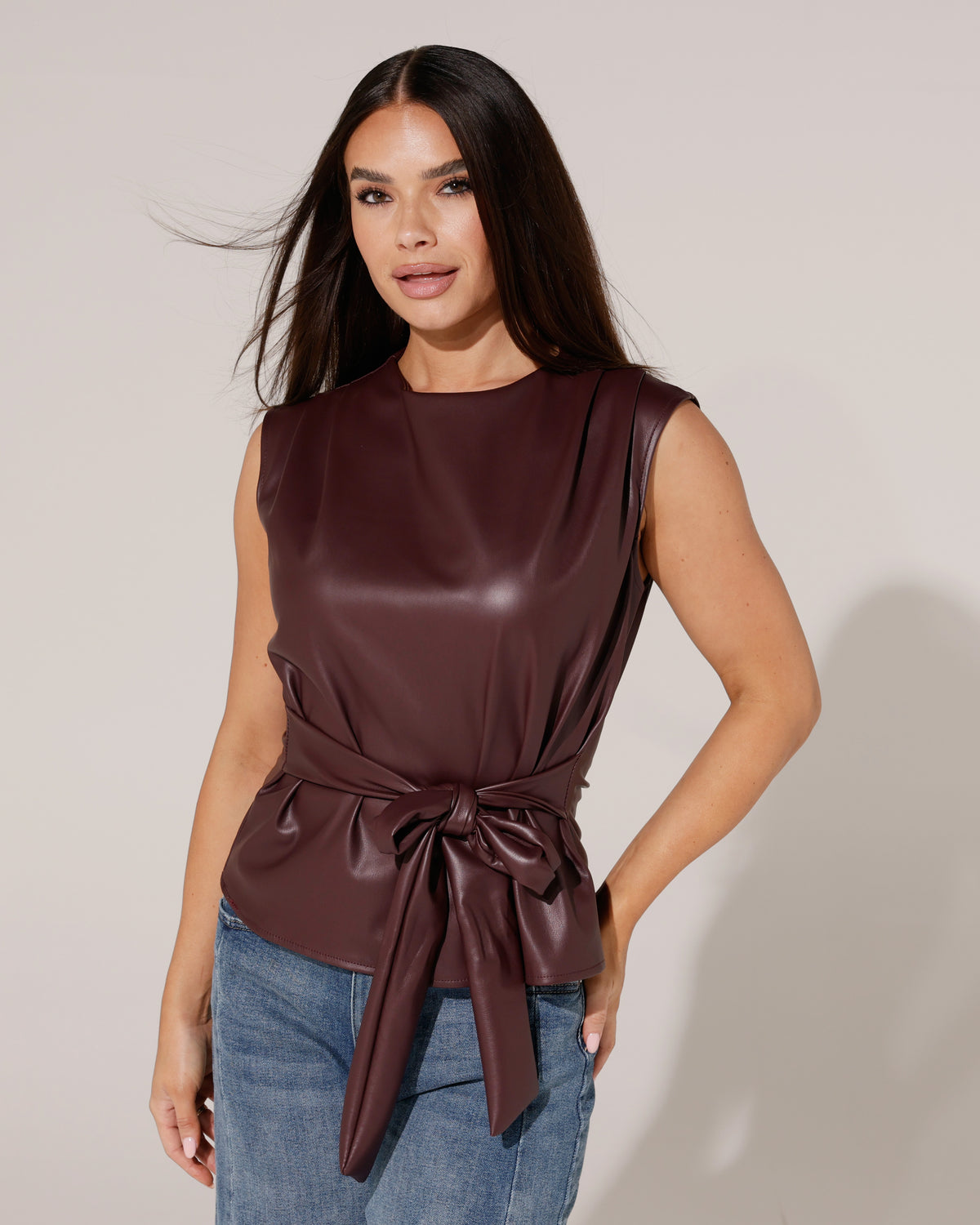 Leatherlook top strik koord Krisy Aubergine