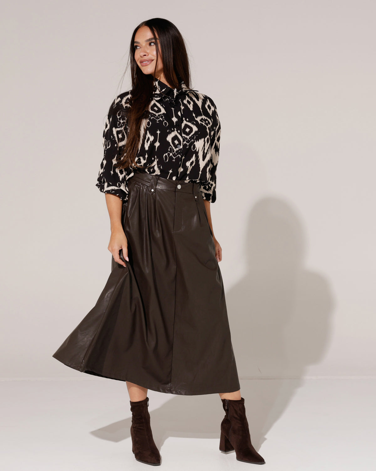 Blouse met print Holley Zwart