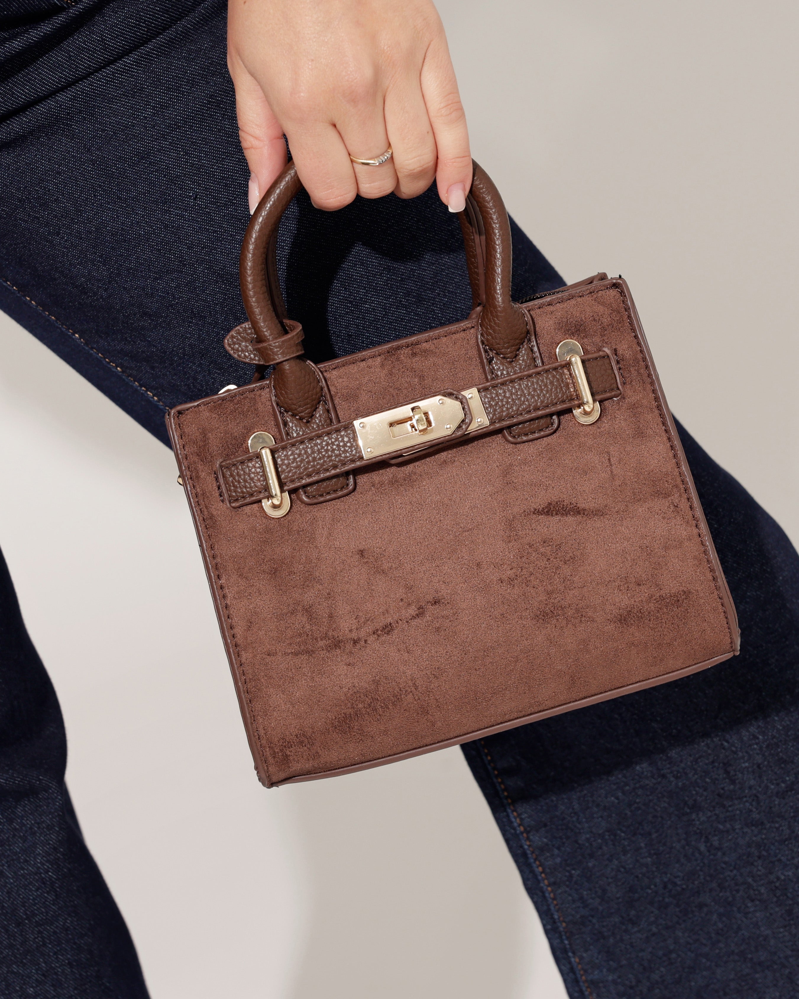 Suede-look Tas Lianne Bruin
