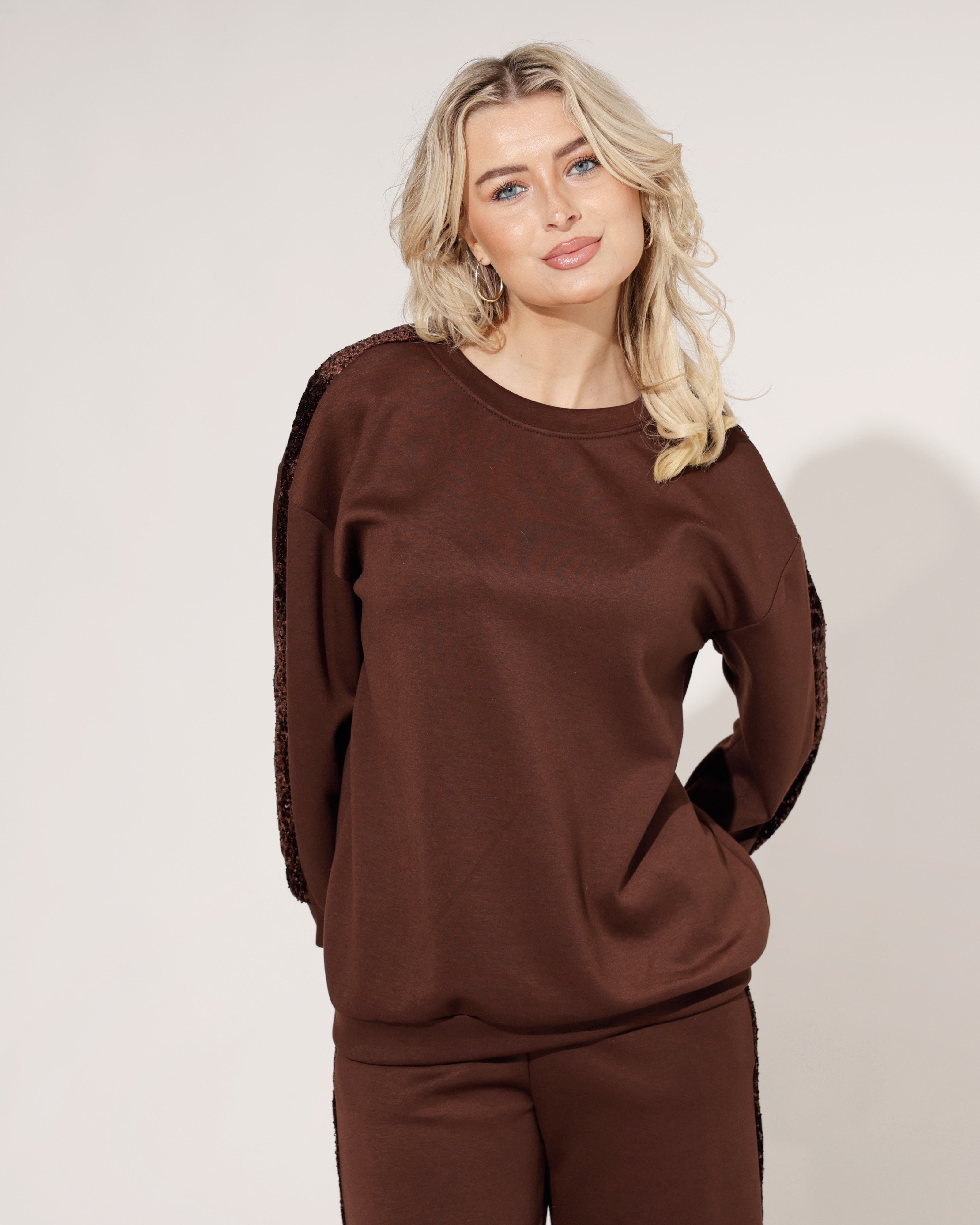 Huispak Feliz Donkerbruin