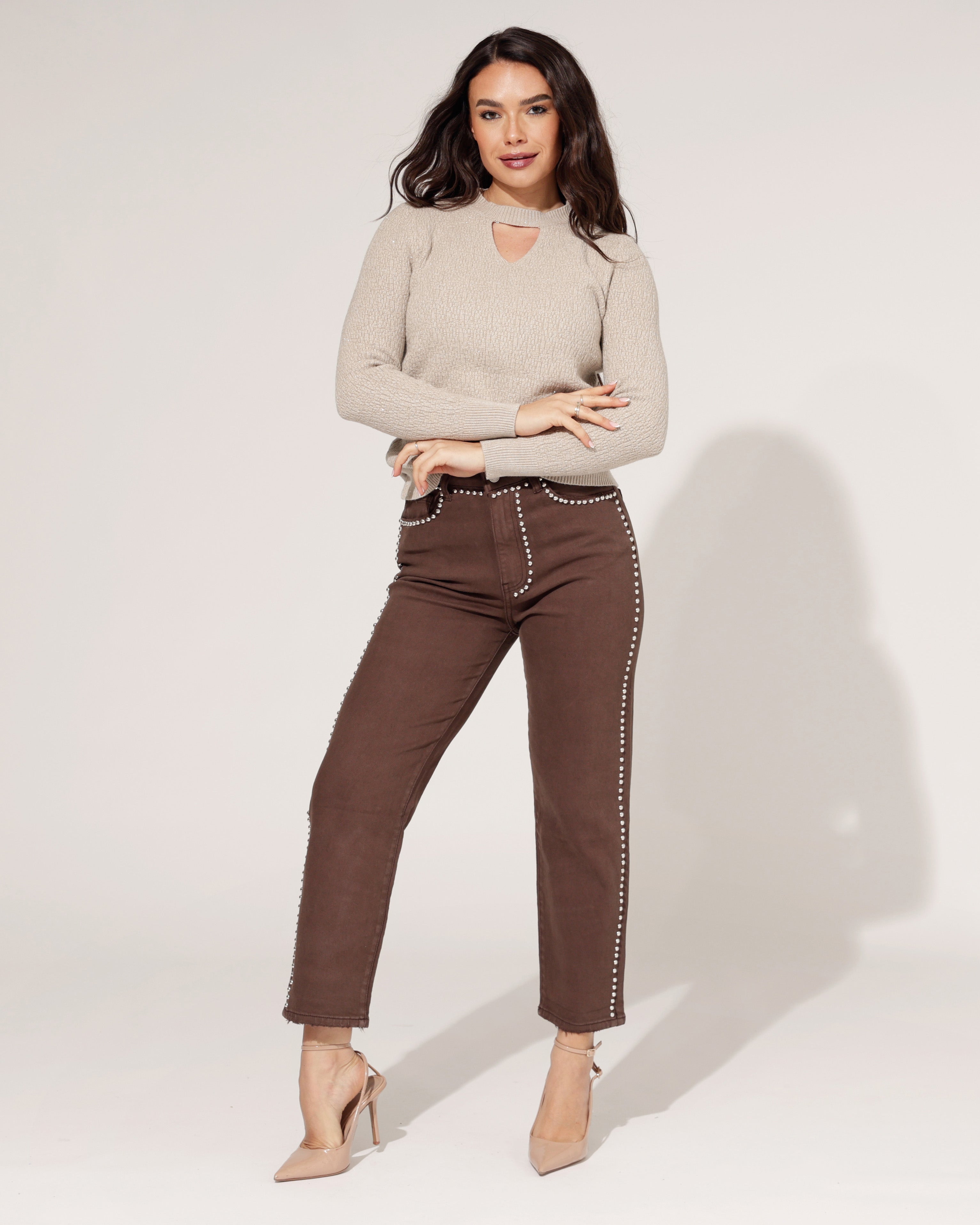 Queen Hearts | Mom jeans met studs Fenna-C Bruin