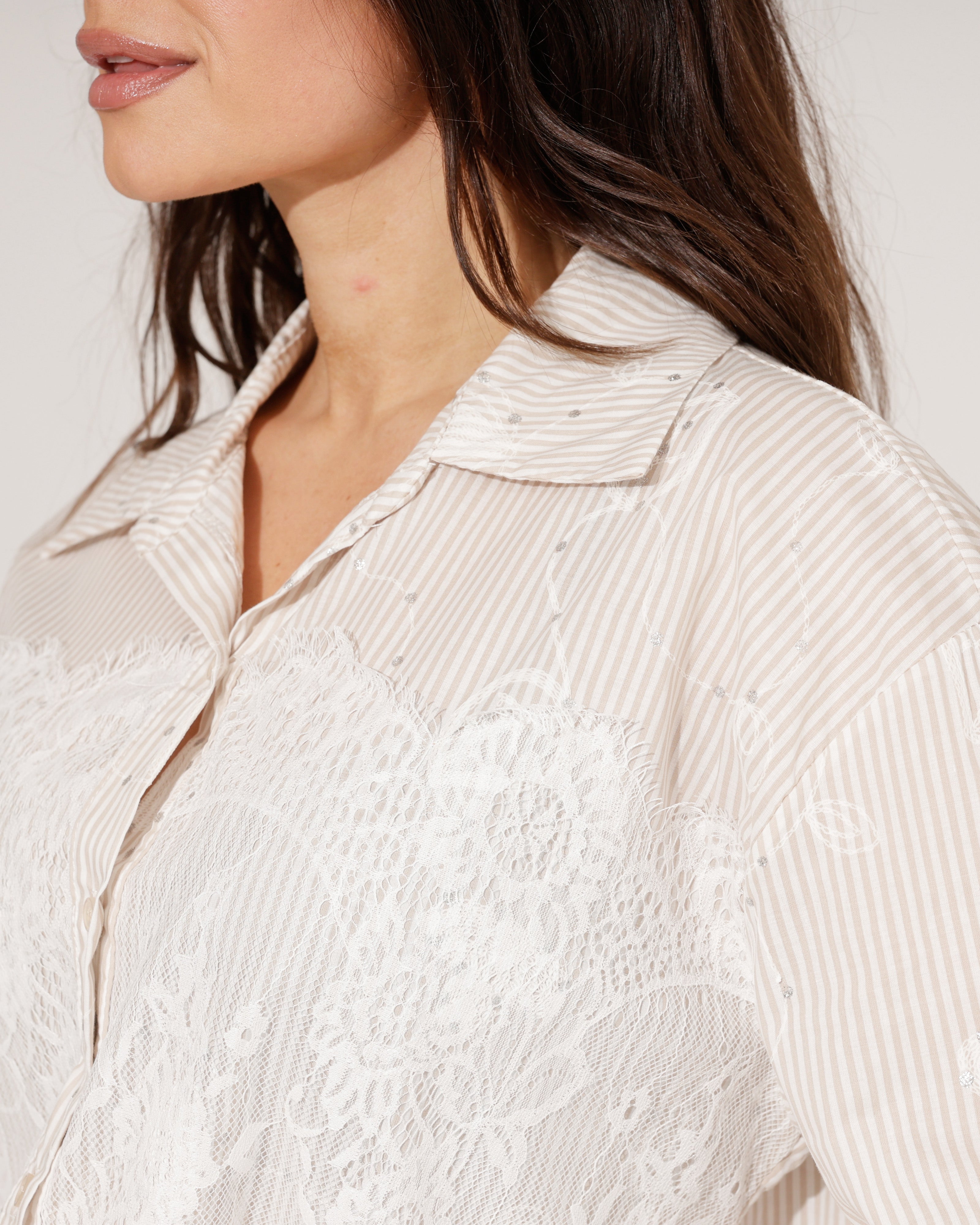 Gestreepte blouse met kant Revi Taupe