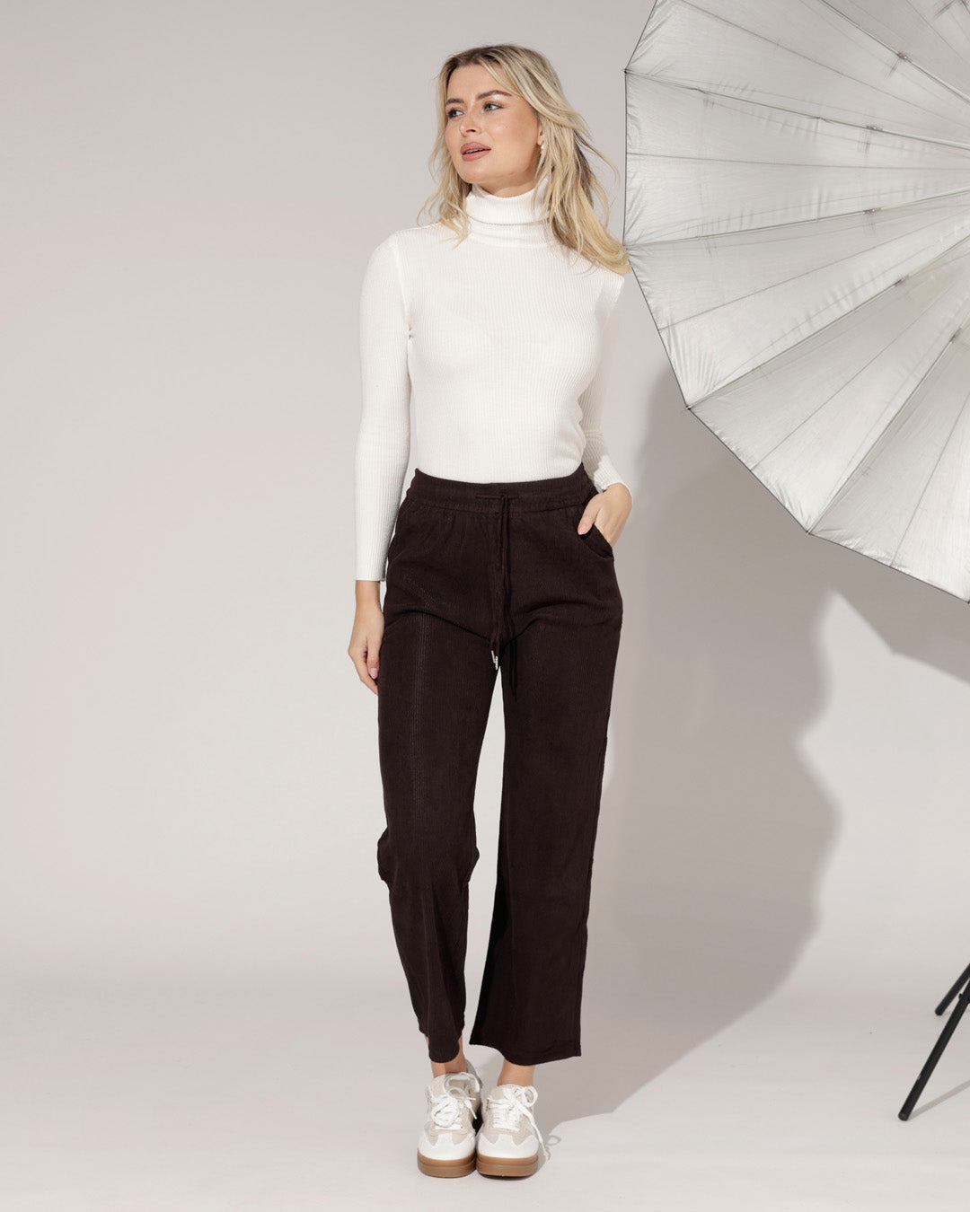 Wijde broek Joyce Donkerbruin