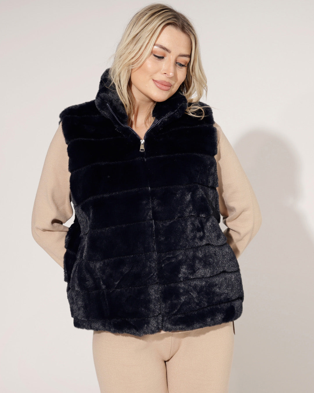 Fake fur gilet Joline Donkerblauw