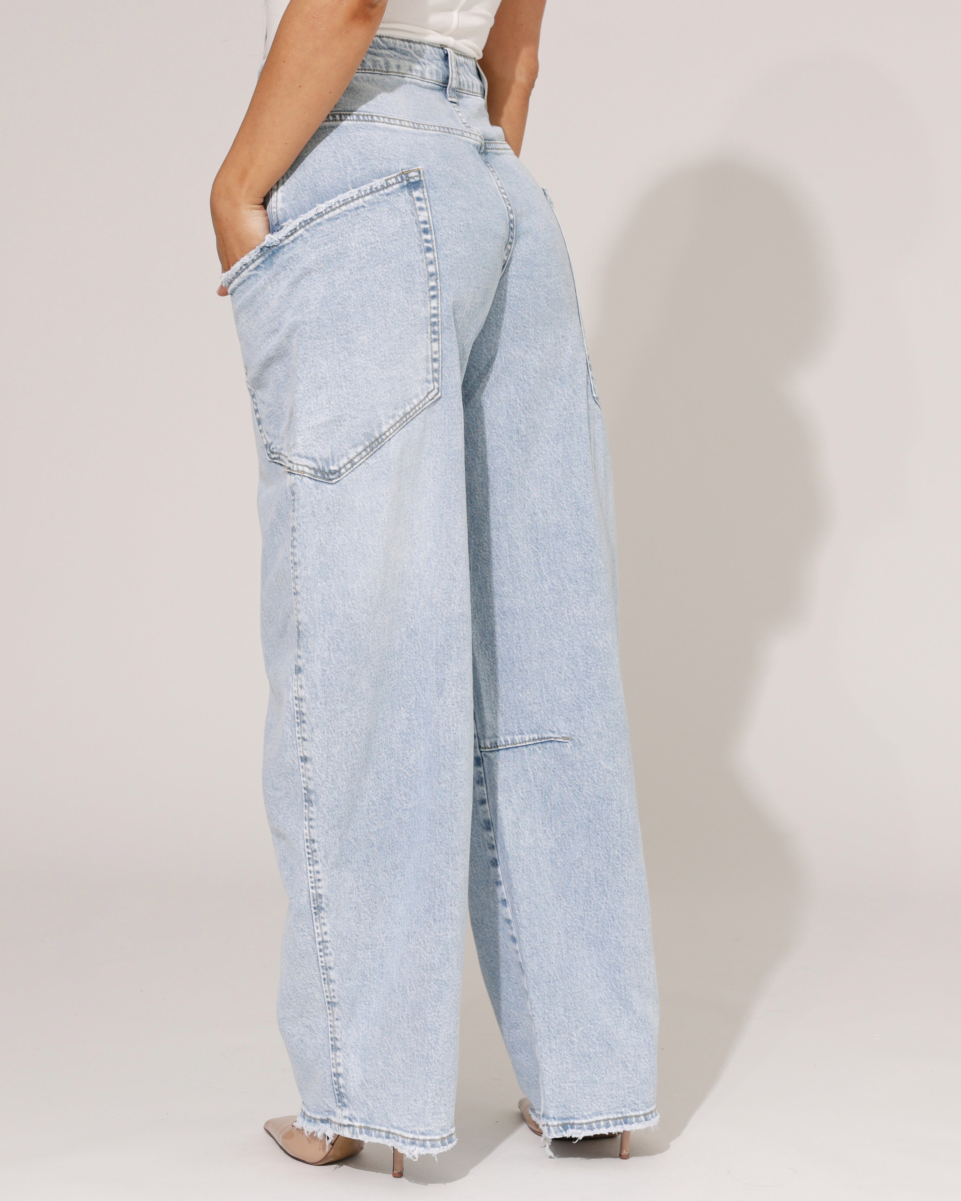 Queen Hearts | Barrel jeans met zak Gina-8 Blauw