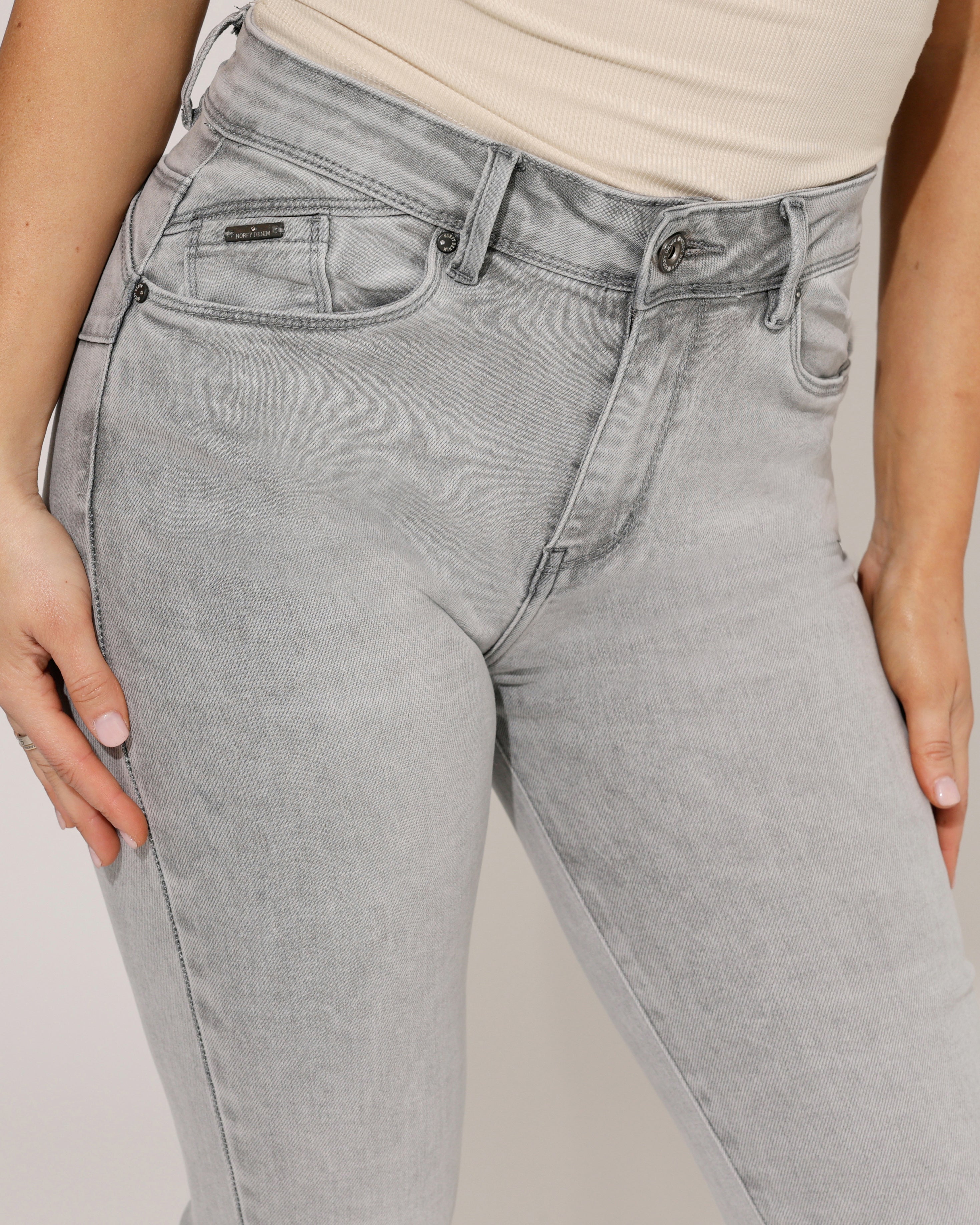 Norfy | Skinny jeans push up Pip-1 Grijs