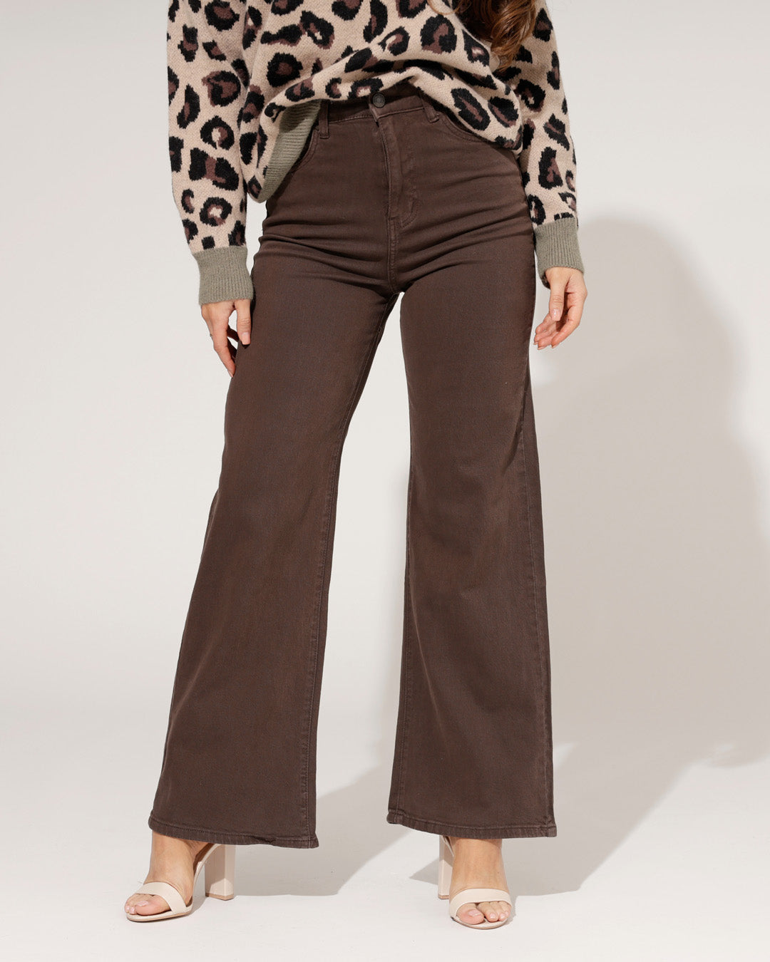 Jewelly | Wide leg jeans Lina Bruin