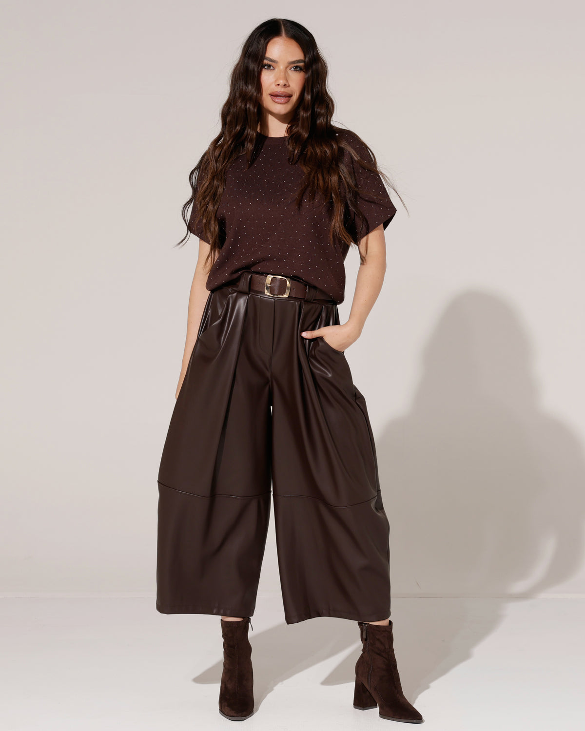 Leatherlook wide leg broek Babs Bruin