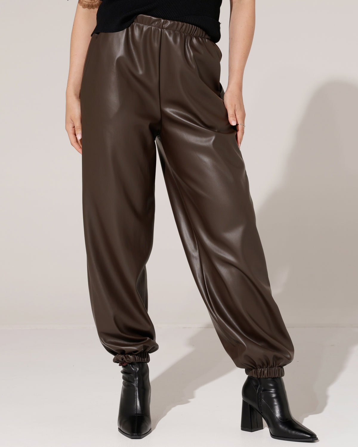 Leatherlook ballon broek Lieve Bruin