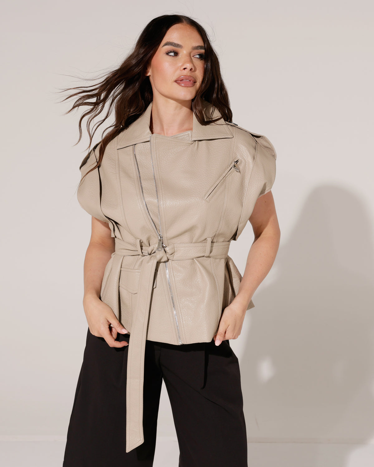 Leatherlook gilet Yinn Beige