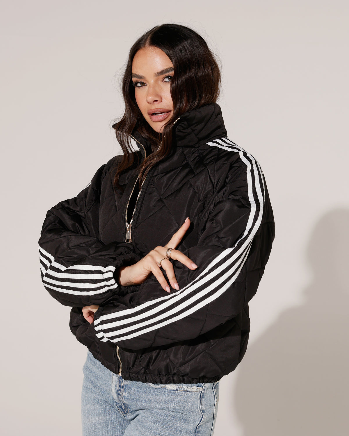 Gewatteerd bomberjacket met strepen Revy Zwart