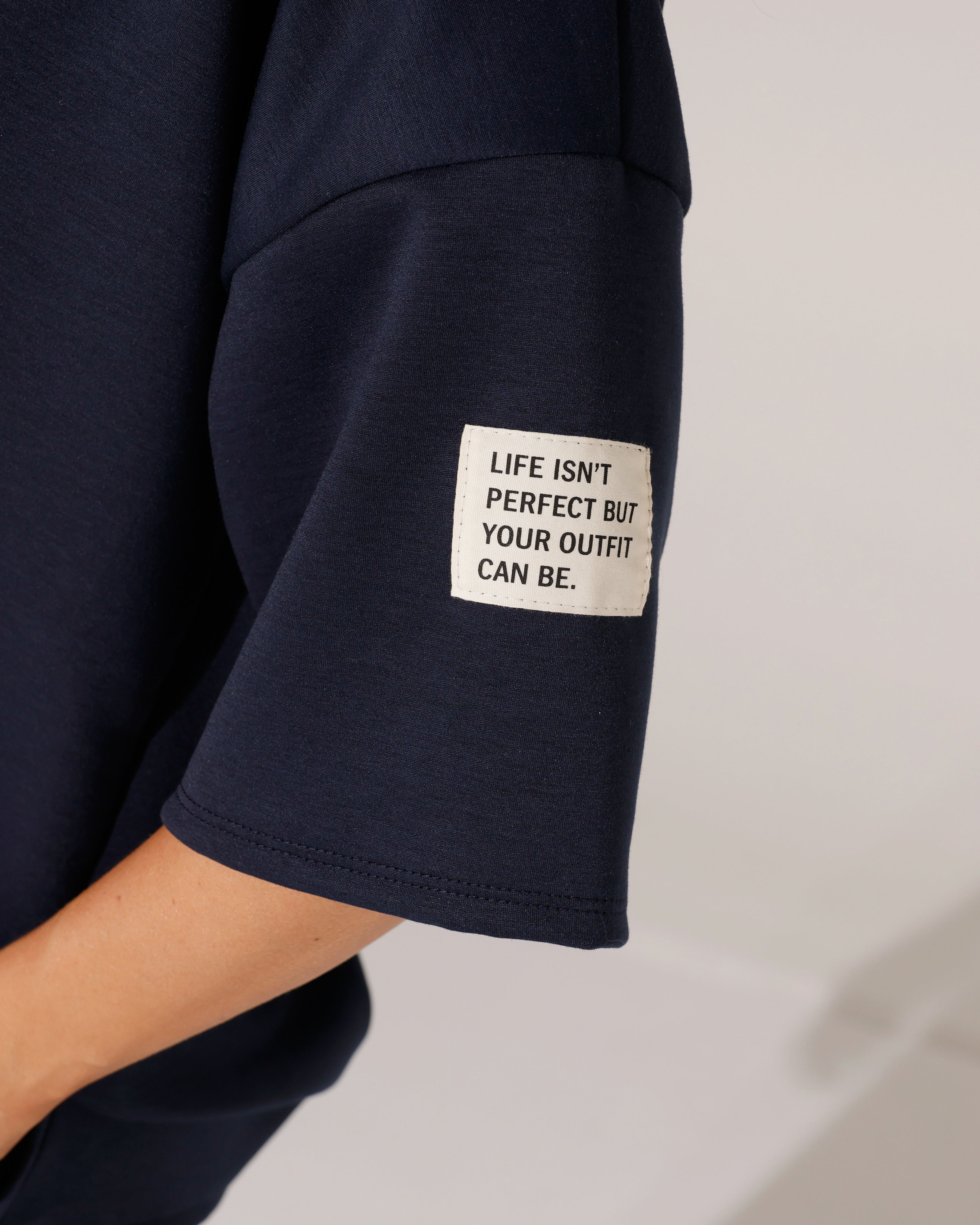Huispak korte mouwen beige label isn't Perfect Donkerblauw