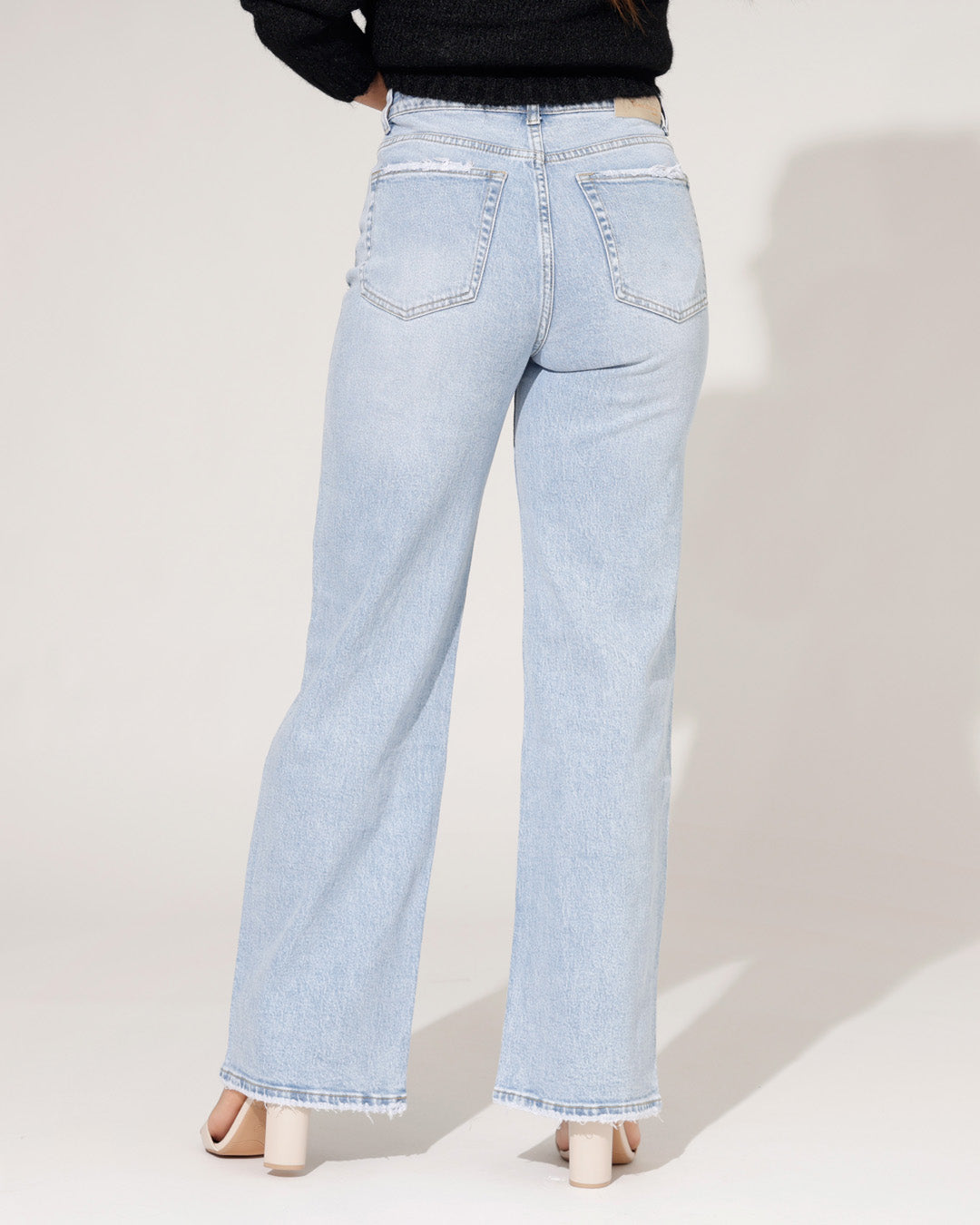 Queen Hearts | Wide leg, Straight jeans Pien Lichtblauw