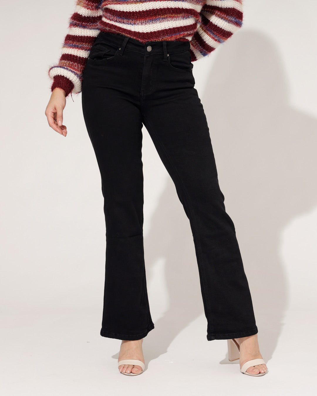 Redseventy | Flared jeans Kelly-2 Zwart