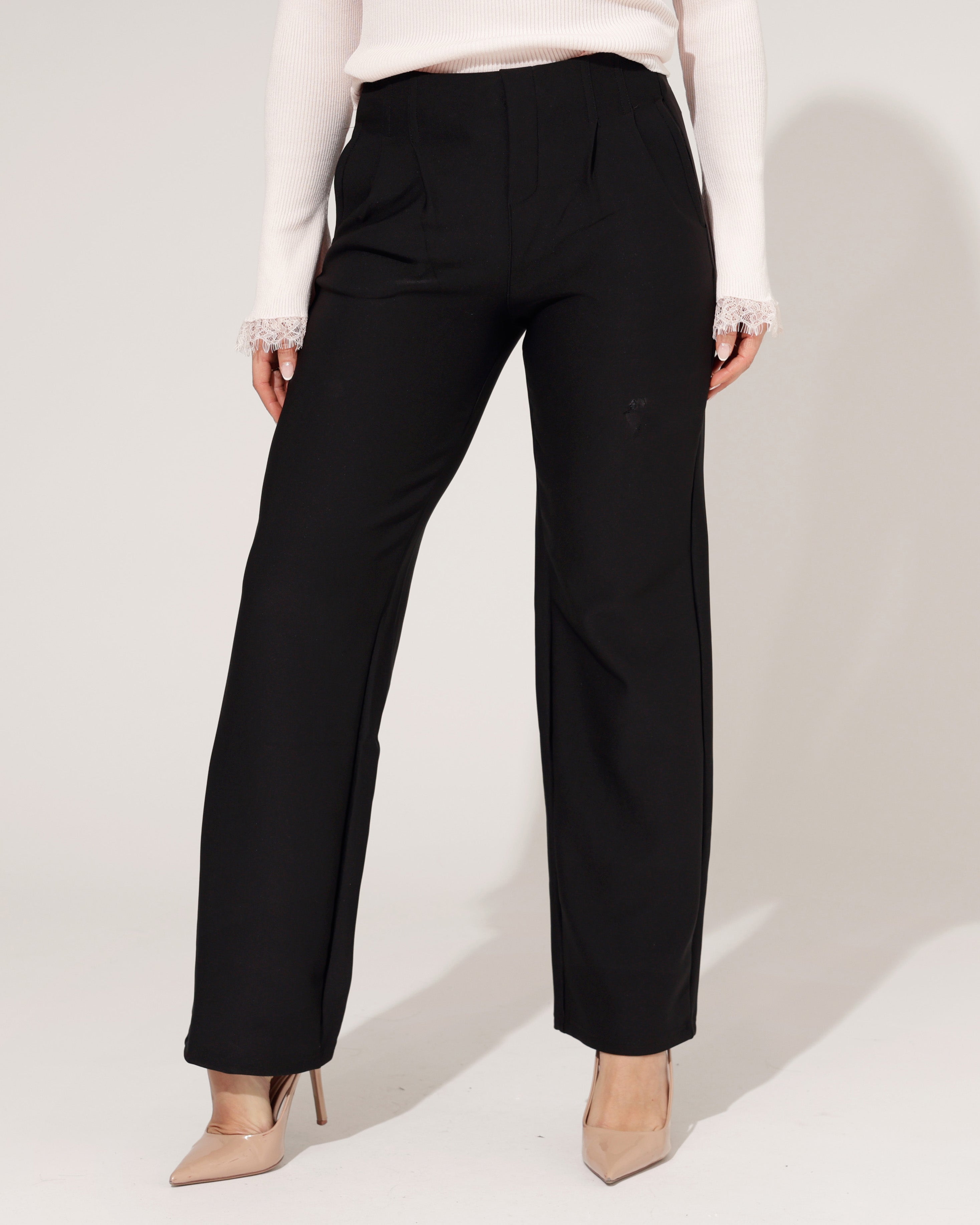 Zwarte broek met rechte pijpen en elastische tailleband, gedragen met hakken, premium kwaliteit damesbroek met steekzakken