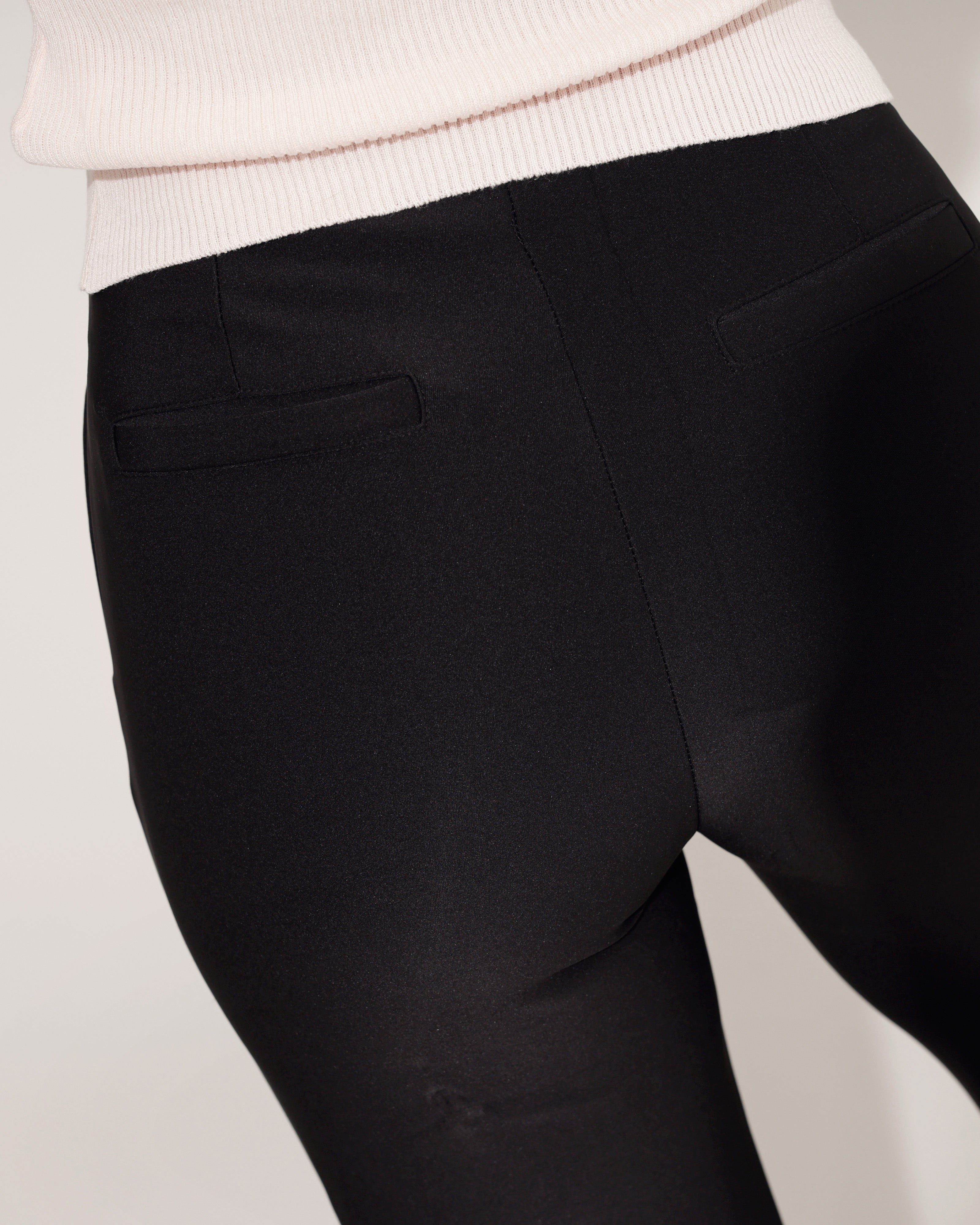 Zwarte broek met rechte pijpen en elastische tailleband, premium kwaliteit damesbroek met steekzakken