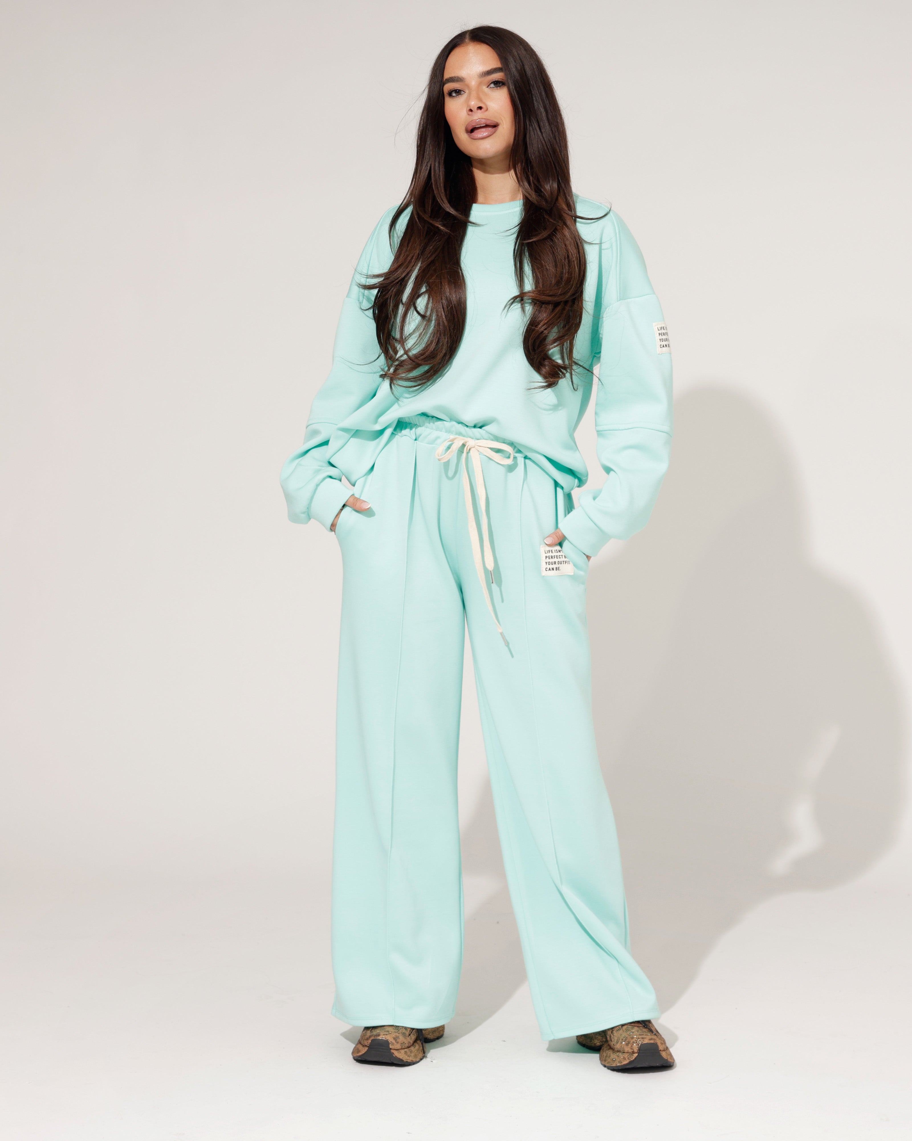 Huispak isn't Perfect Turquoise