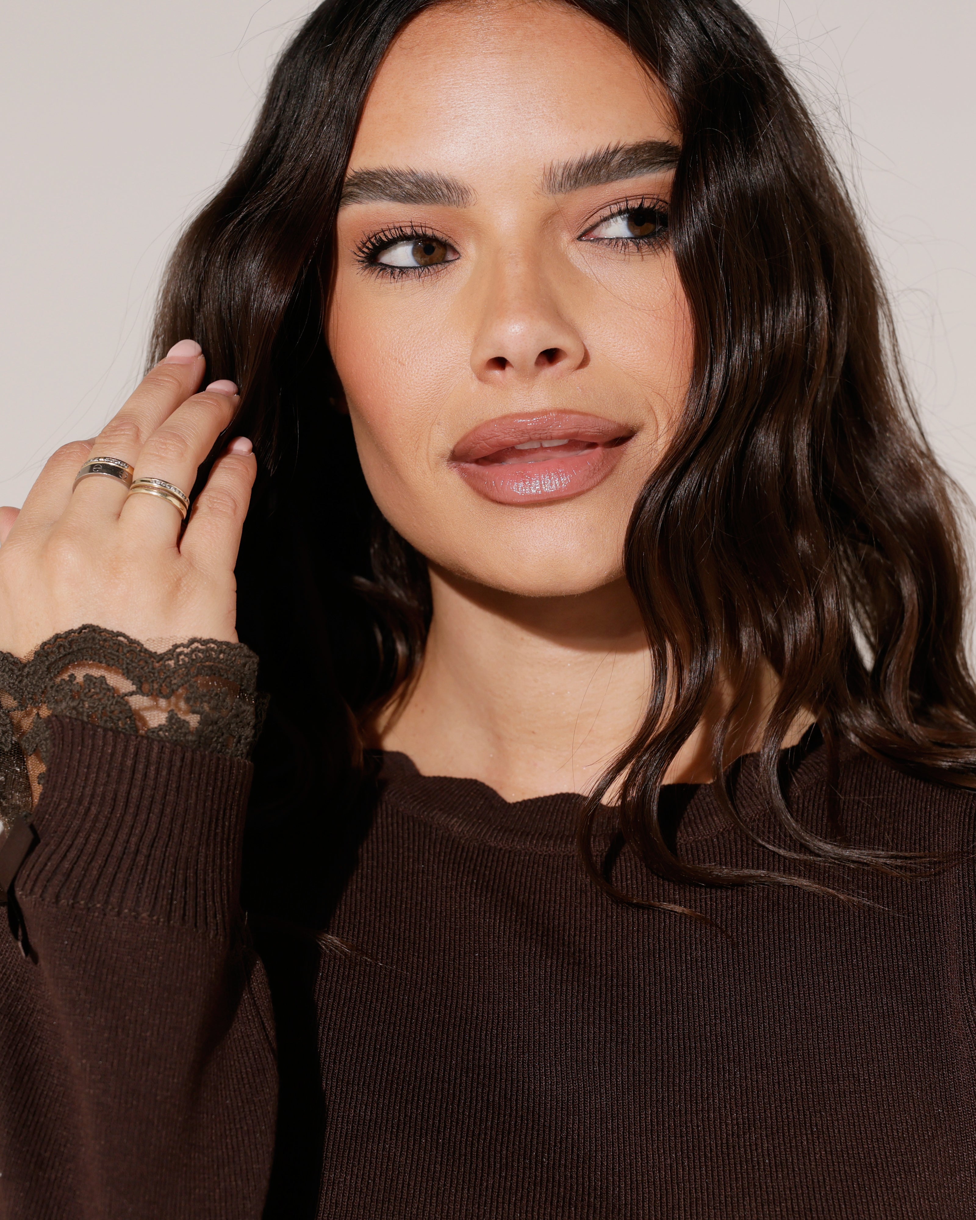 Top met kanten details Fenna Donkerbruin