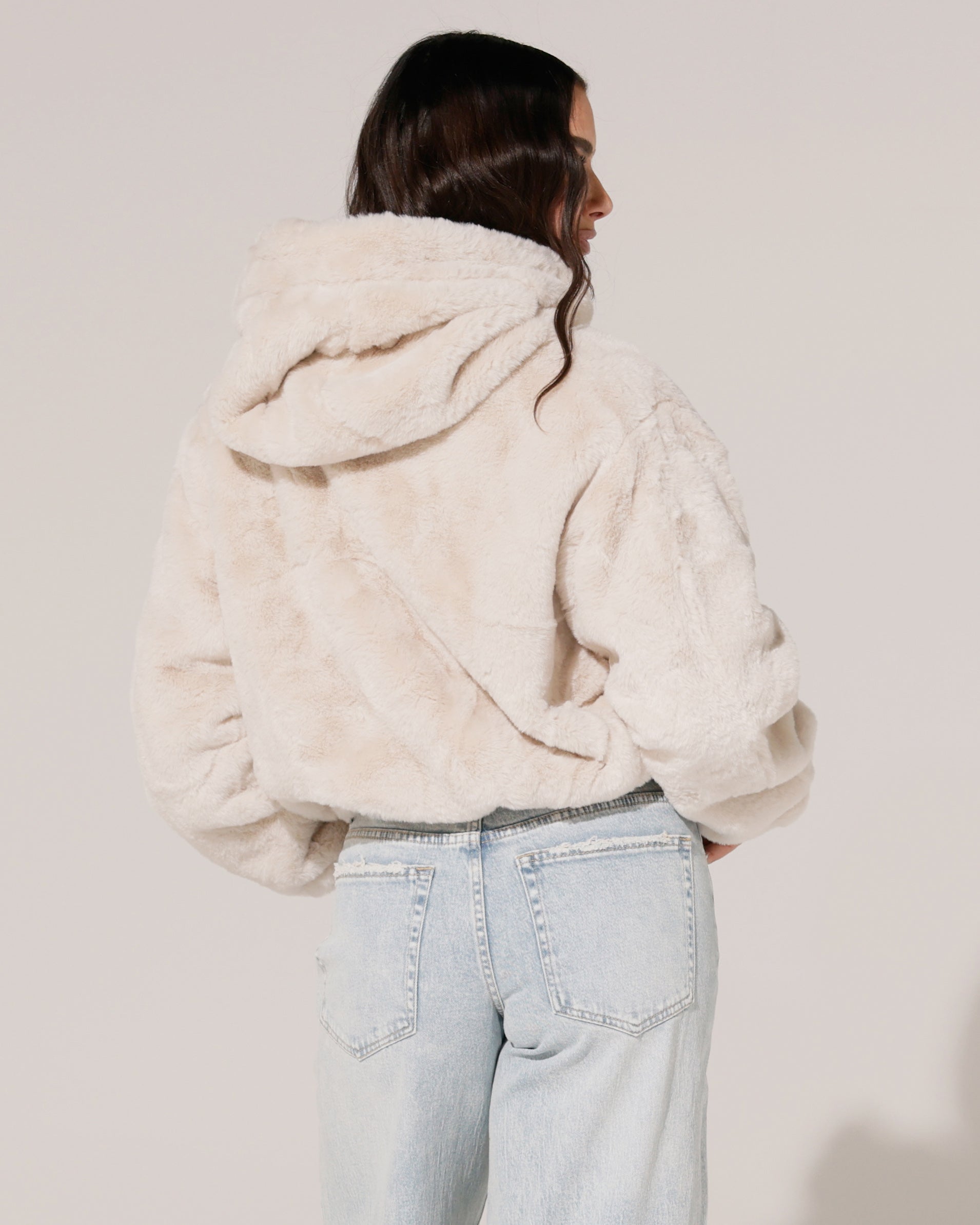 Fake fur jacket met capuchon Romy Beige