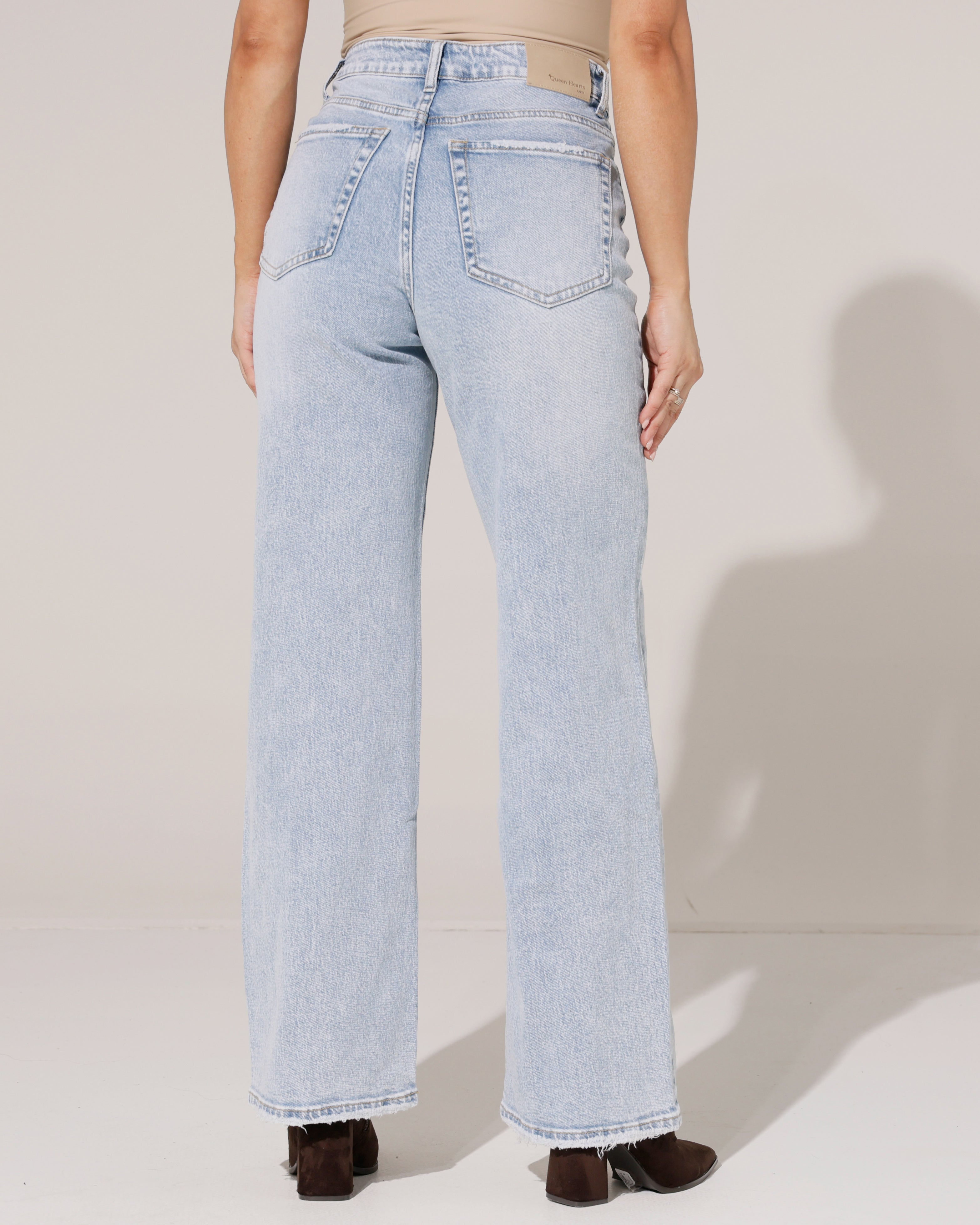 Queen Hearts | Wide leg jeans Pien Lichtblauw