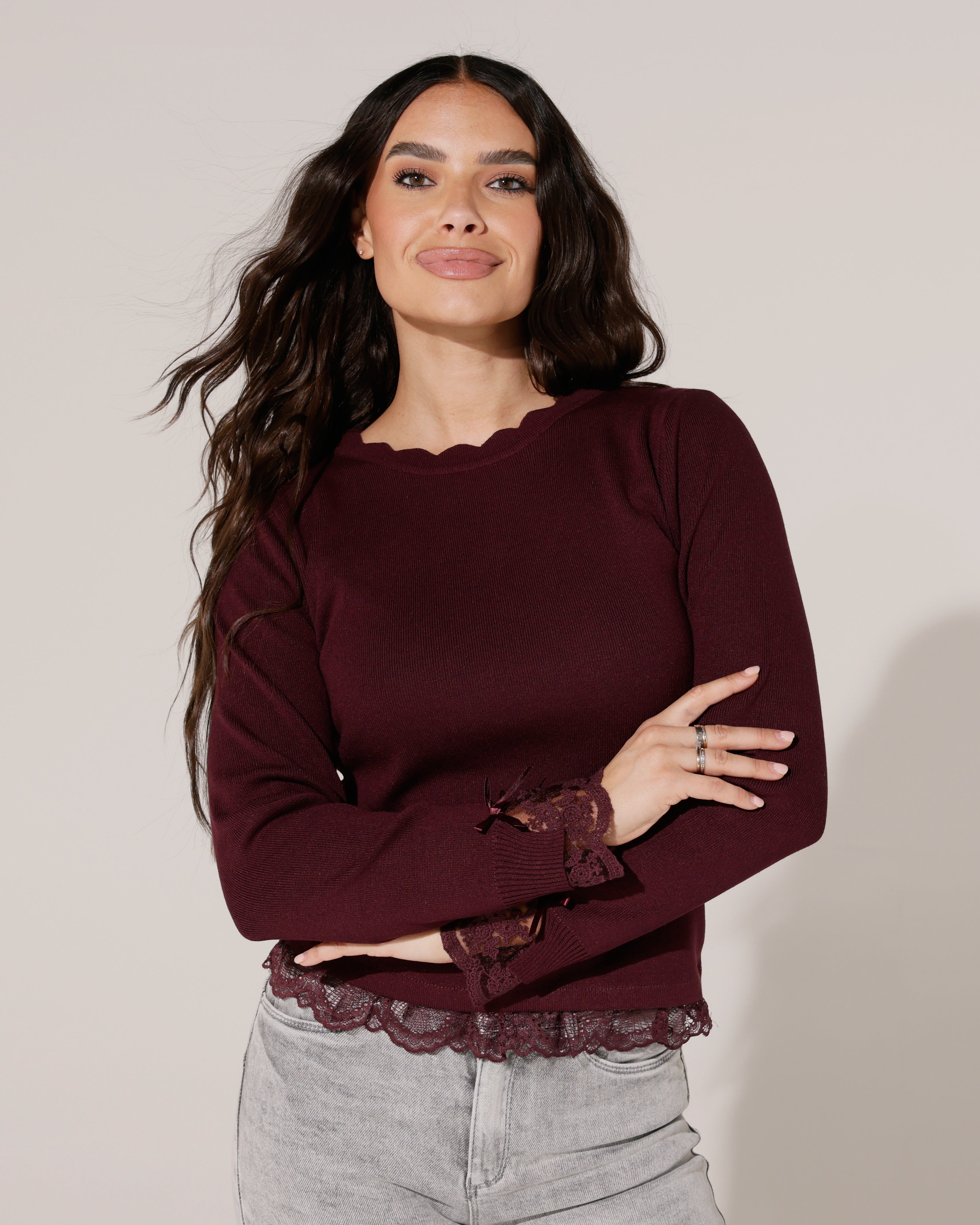 Top met kanten details Fenna Bordeaux