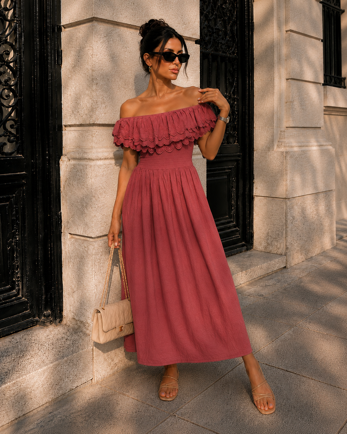 Off-shoulder jurk met broderie Bibi Bordeaux