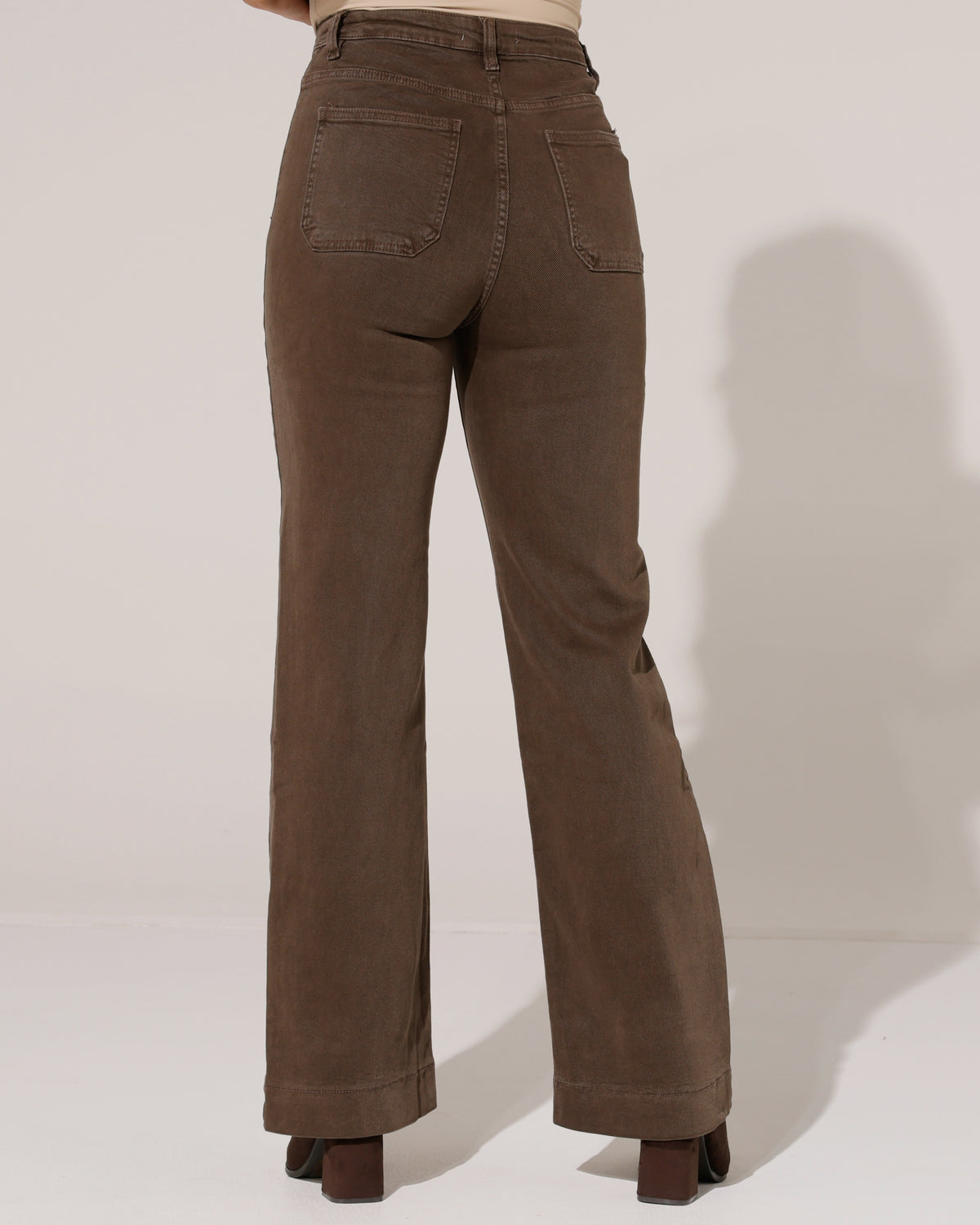 Folyrose Wide leg jeans Jana-I3 in bruin, extra aanzicht 2
