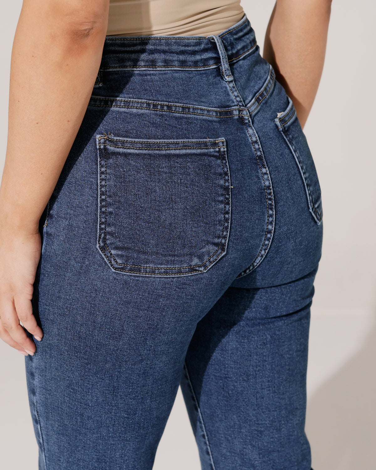 Folyrose Wide leg jeans Mika-D in donkerblauw, extra aanzicht 4