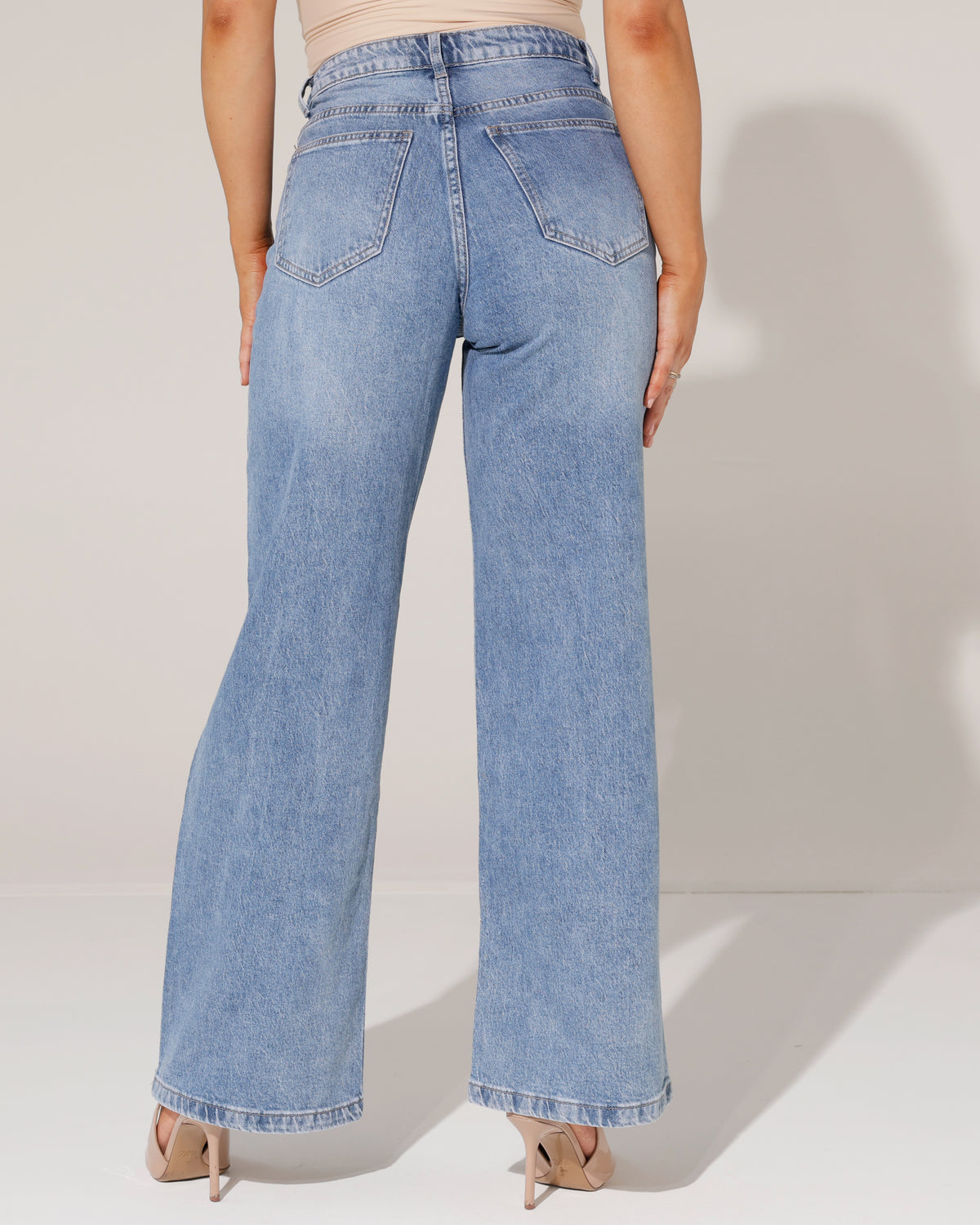 Folyrose Wide leg jeans Nena in blauw, extra aanzicht 6