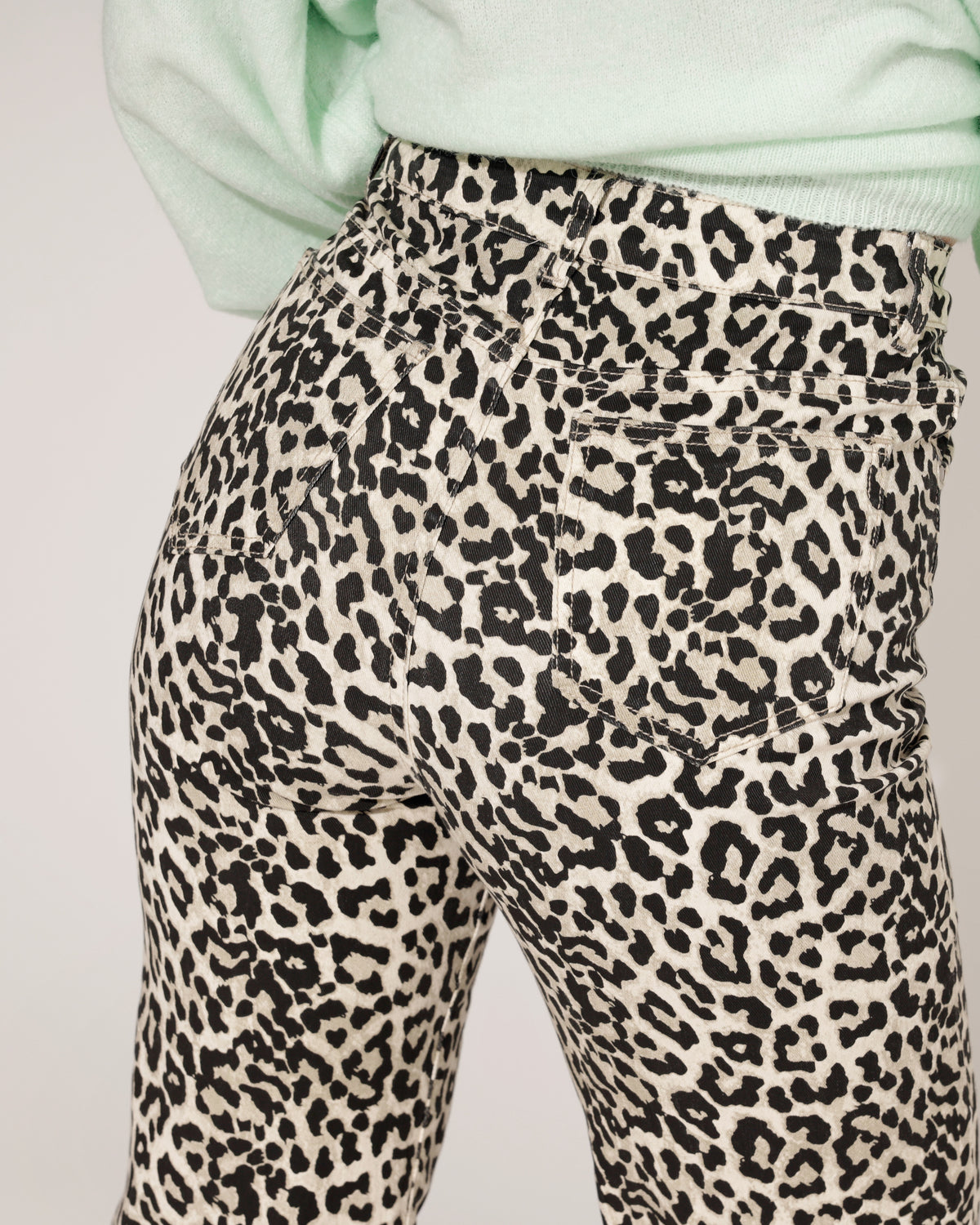 Hello Miss Wide leg jeans Ruby-2 Panter in bruin, extra aanzicht 4