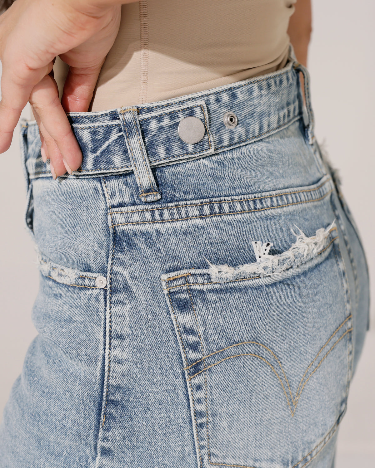 Queen Hearts Wide leg jeans, Mid waist Vicky-1 in blauw, extra aanzicht 3