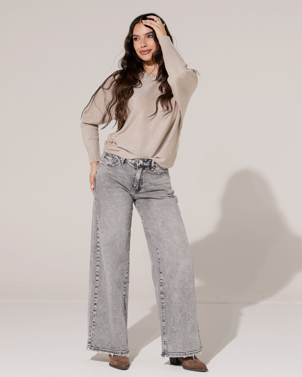 Queen Hearts Wide leg jeans, Mid waist Vicky-4 in grijs, extra aanzicht 3