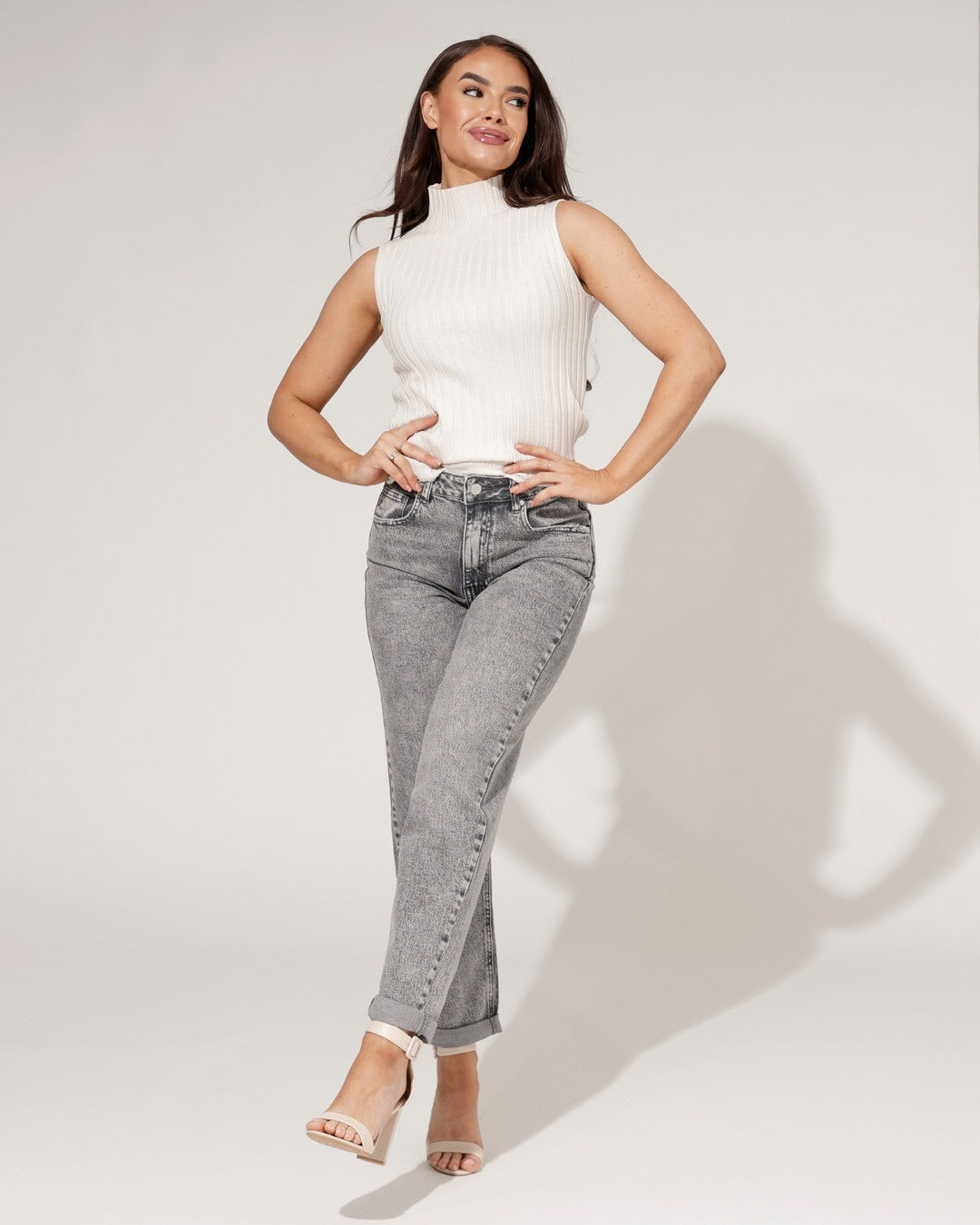 Queen Hearts | Mom jeans Nancey-2 Grijs