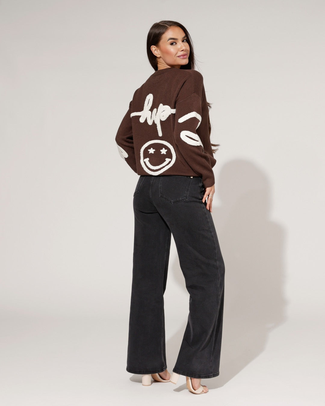 Trui Smiley Donkerbruin
