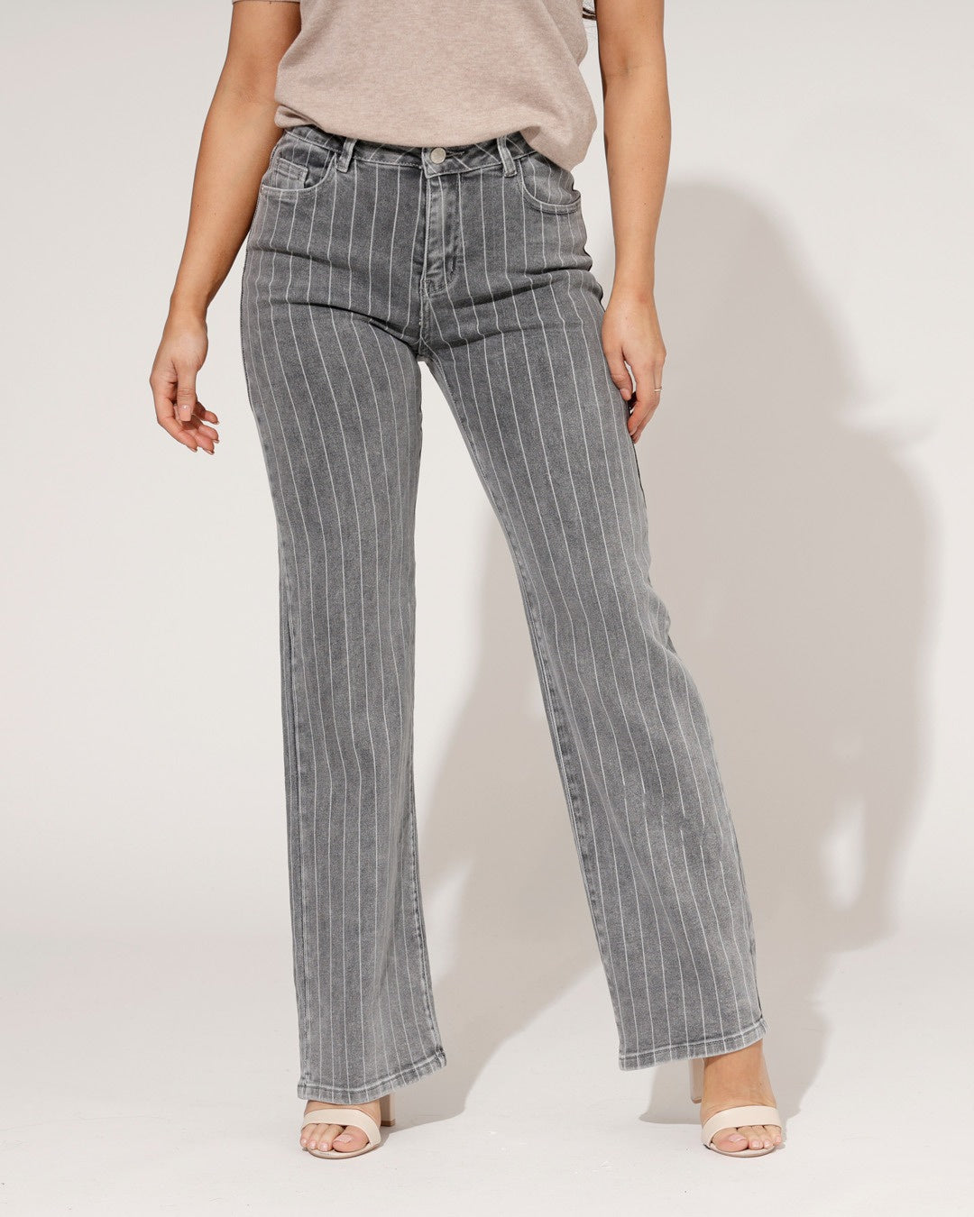 Hello Miss | Wide leg jeans Kiki-3 Grijs