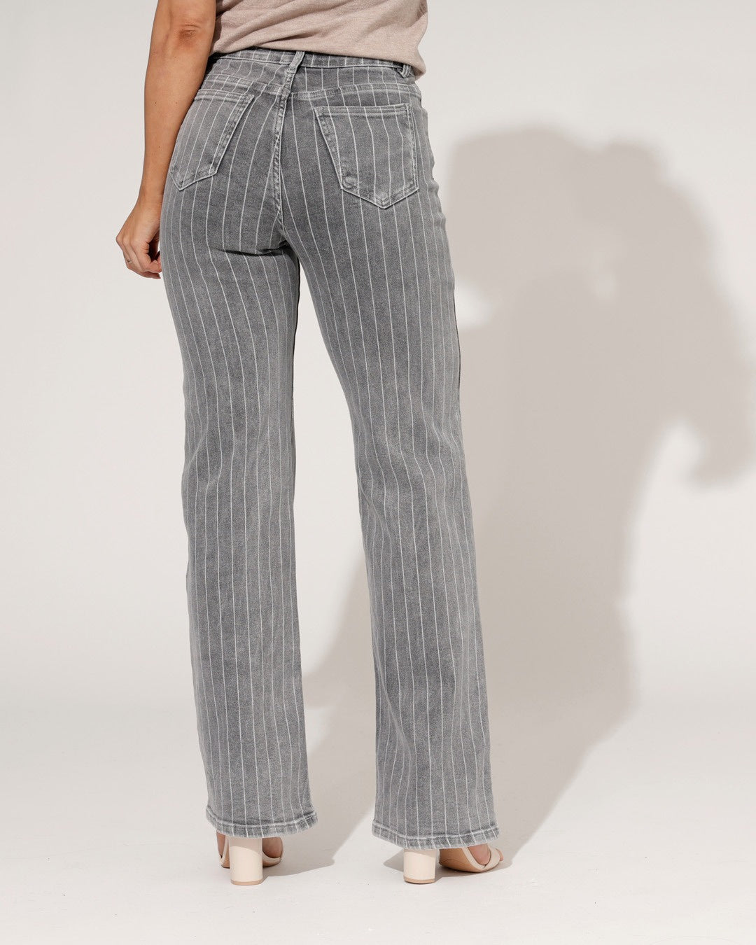 Hello Miss | Wide leg jeans Kiki-3 Grijs