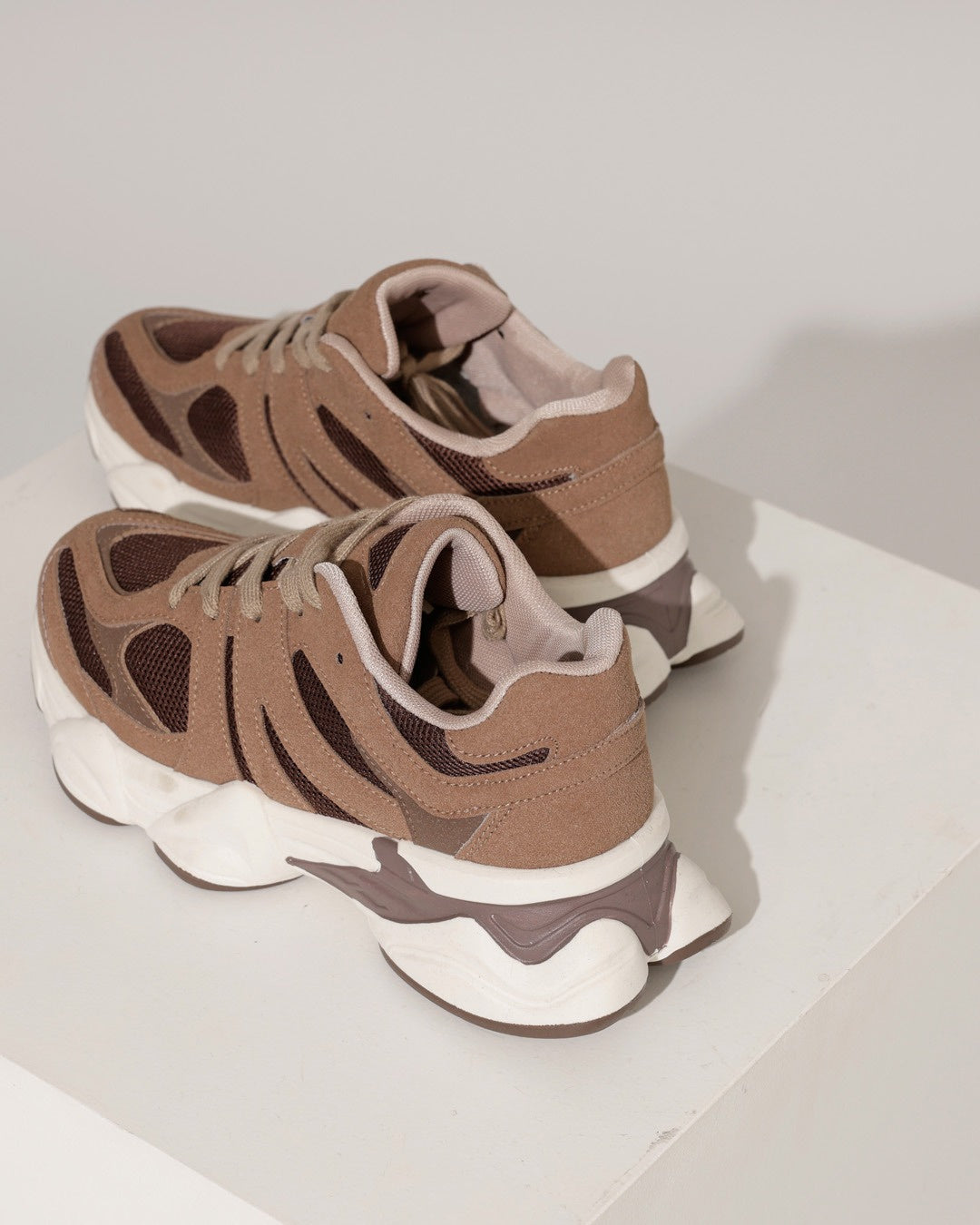 Sneaker Lisa Bruin