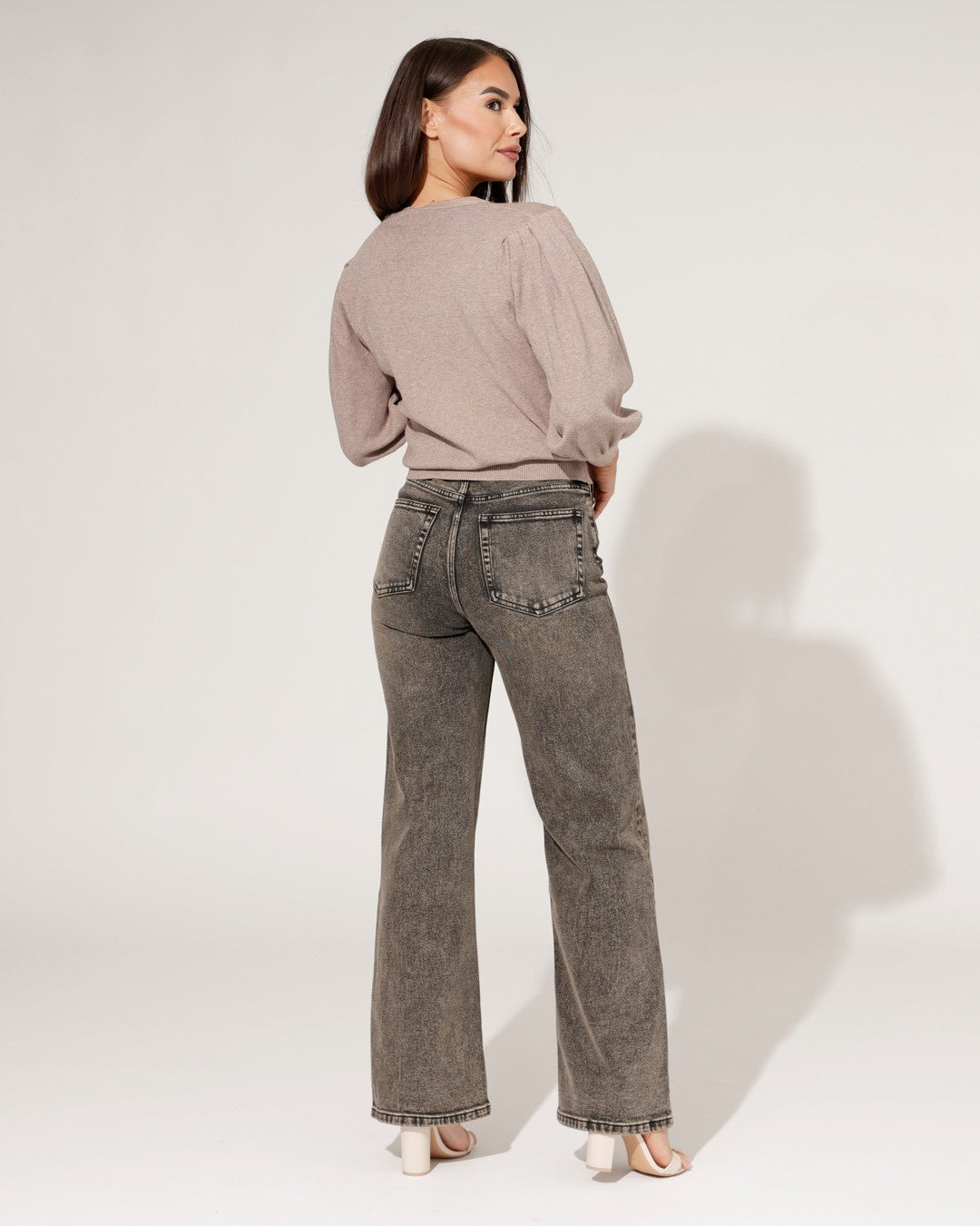 Queen Hearts | Wide leg, Straight jeans Molly Bruin