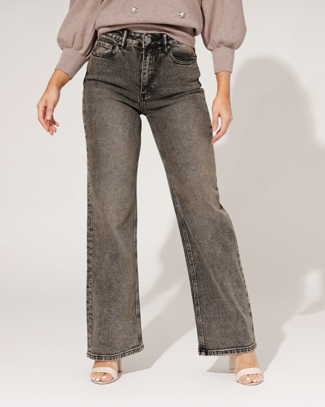 Queen Hearts | Wide leg, Straight jeans Molly Bruin