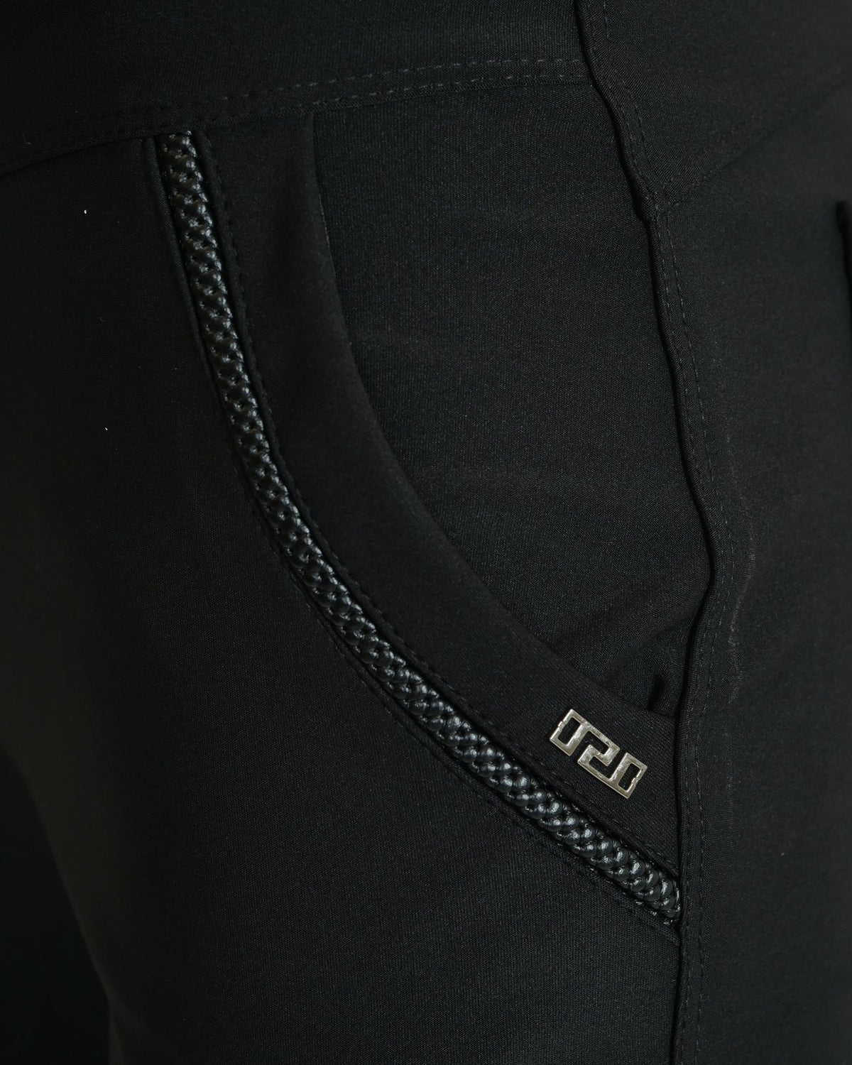 Yu & Me Stretch broek Livia in zwart, extra aanzicht 3
