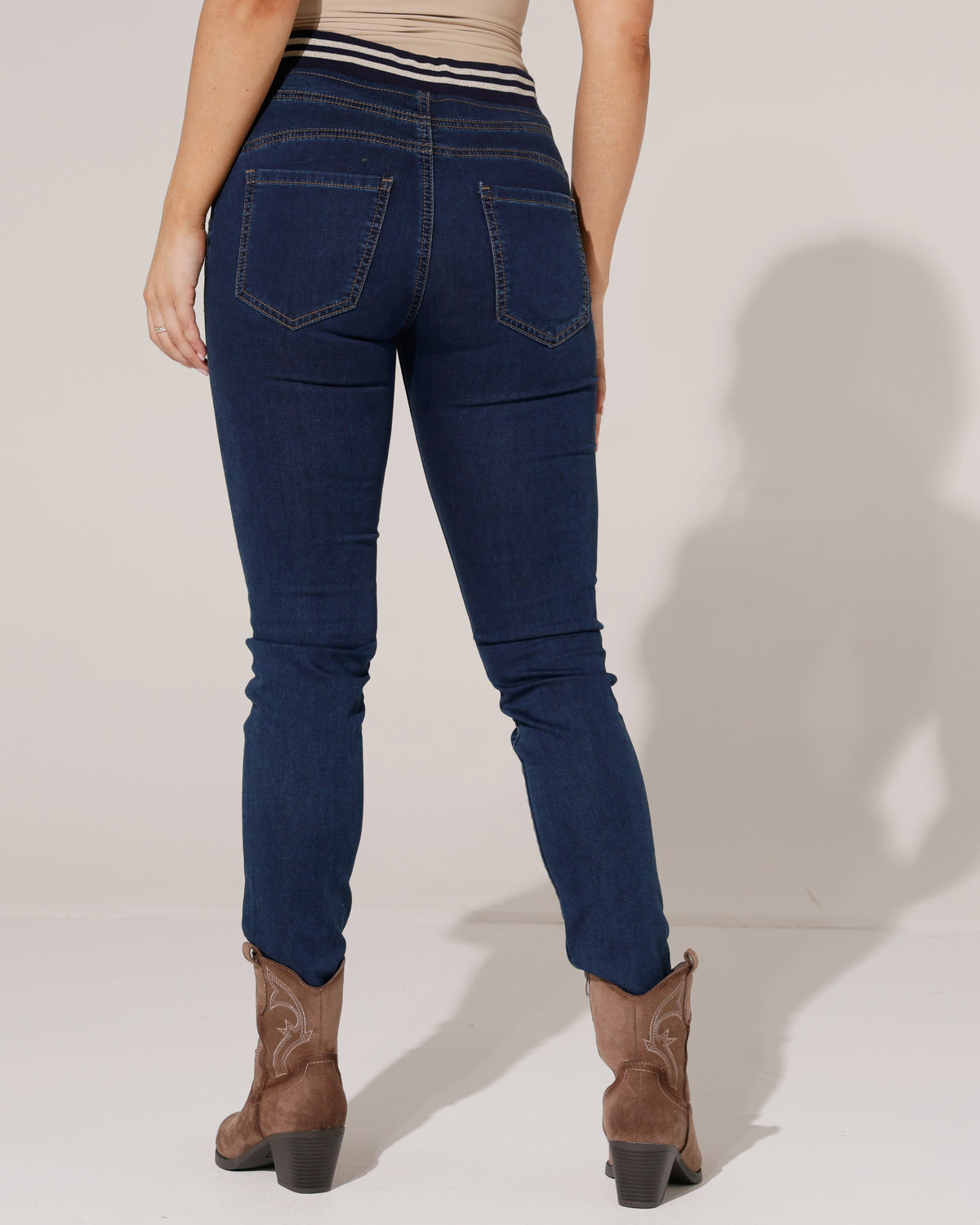 ZAC & ZOE Jog Jeans Ivy-NA in donkerblauw, extra aanzicht 3
