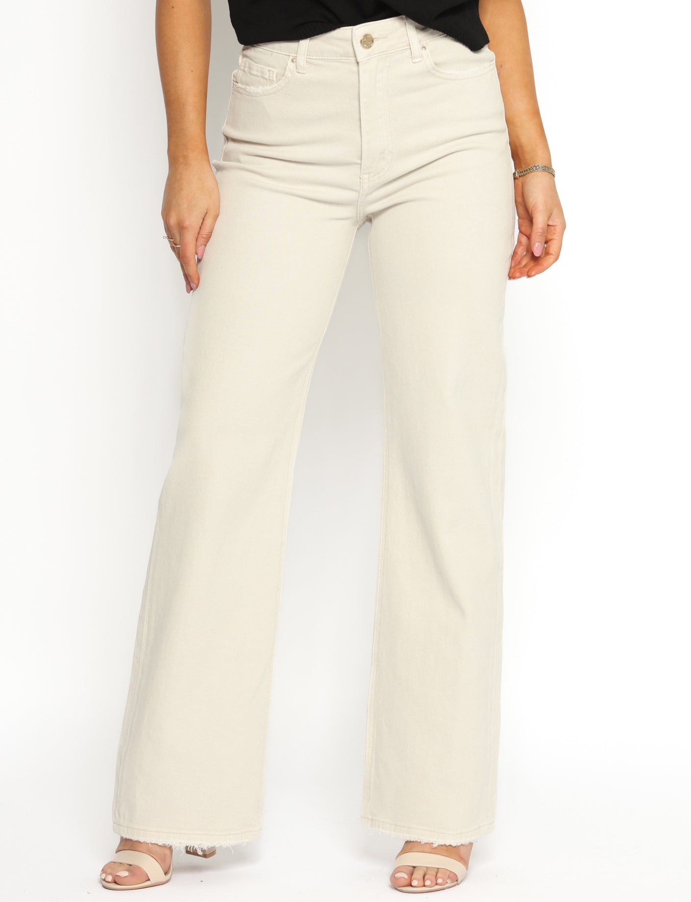 Queen Hearts | Wide leg, Straight jeans Pien Beige