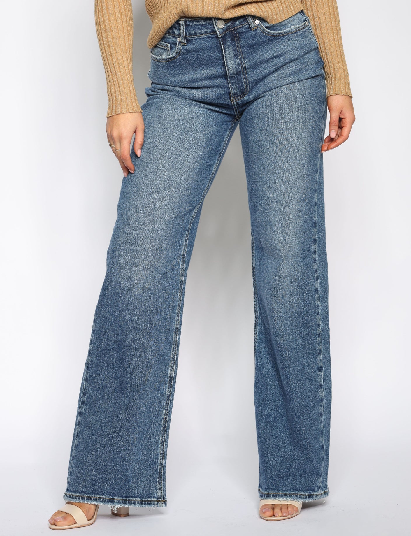 Queen Hearts | Wide leg jeans W3756 Blauw