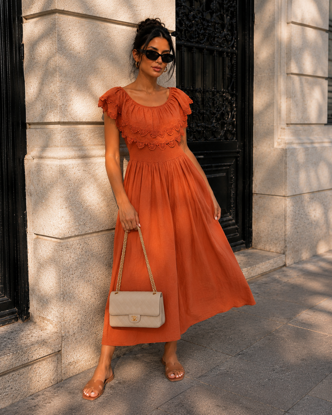 Off-shoulder jurk met broderie Bibi Roest