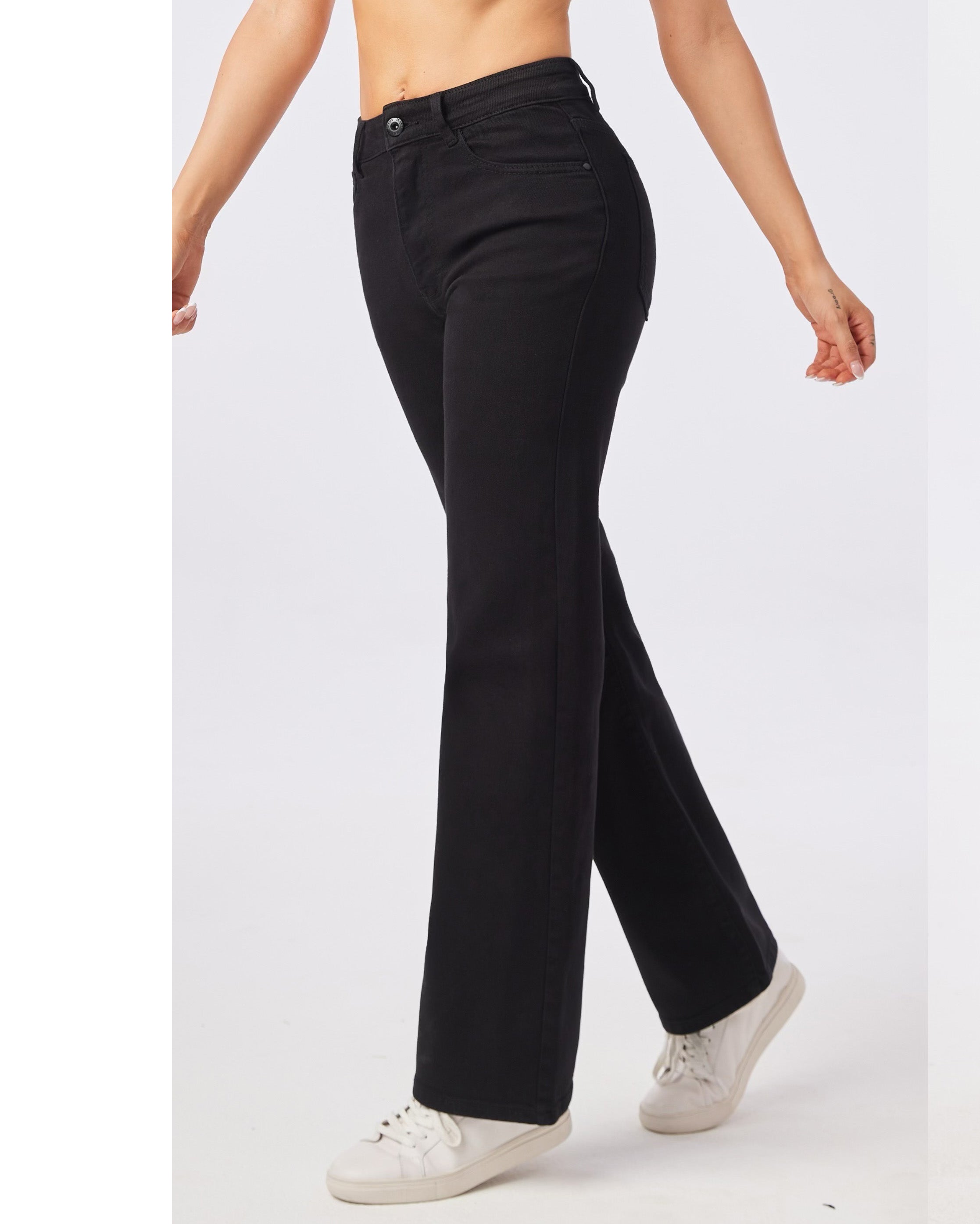 Zwarte wide leg jeans van Laulia met Super stretch en wijde pijpen - voorkant