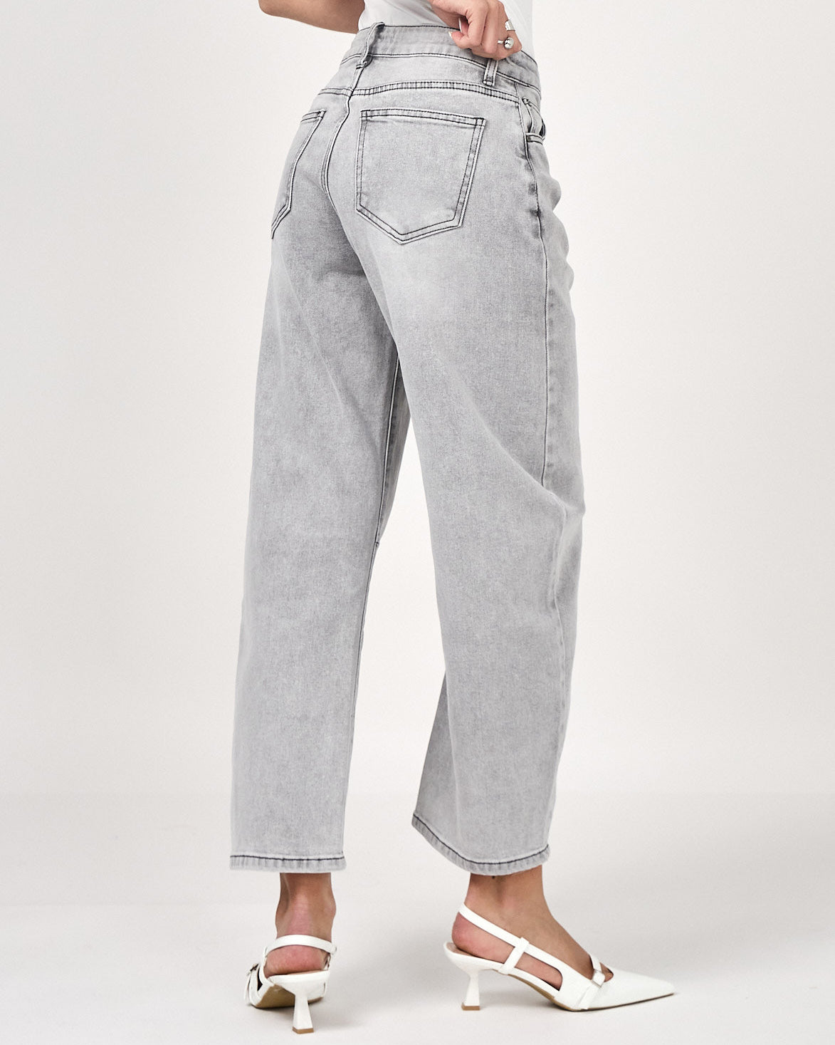 Ana & Lucy | Barrel jeans Natalie Grijs